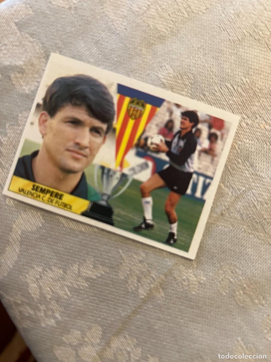 Cromos de f&uacute;tbol: SEMPERE VALENCIA CON TRASERA ESTE 87-88 - Foto 1