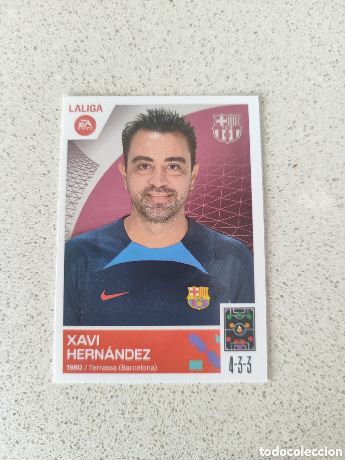 Fu&szlig;ball-Sticker: CROMO XAVI HERN&Aacute;NDEZ FC BARCELONA N&Uacute;MERO 2. LIGA ESTE 23/24.