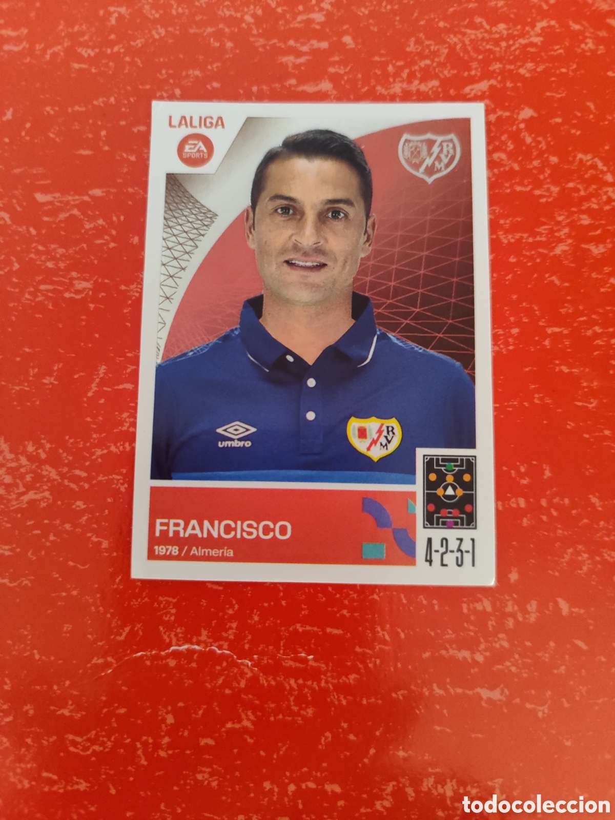 Figurine di Calcio: CROMO FRANCISCO RAYO VALLECANO N&Uacute;MERO 2. LIGA ESTE 23/24.