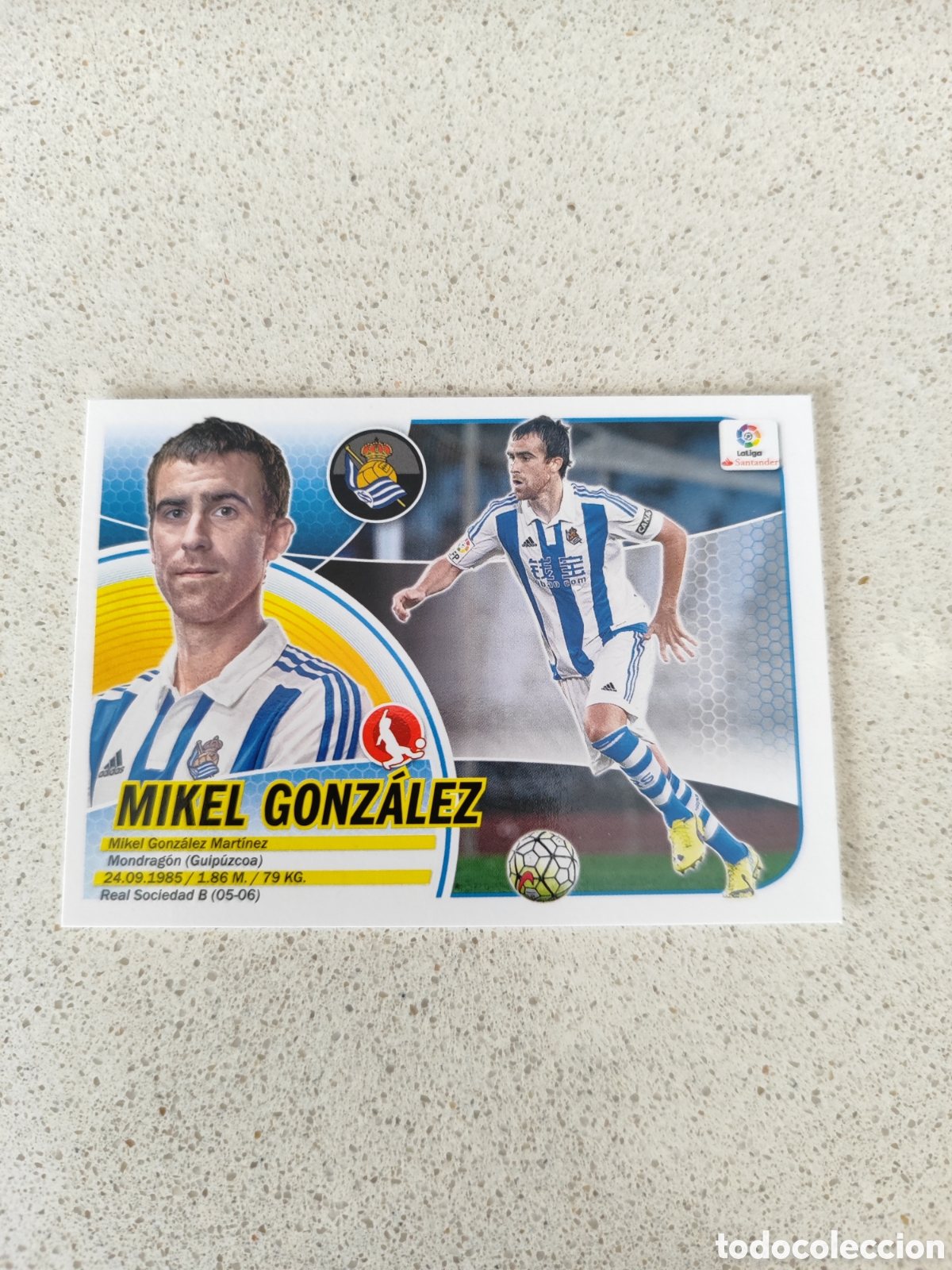 Fu&szlig;ball-Sticker: CROMO MIKEL GONZ&Aacute;LEZ REAL SOCIEDAD N&Uacute;MERO 6. LIGA ESTE 16/17.