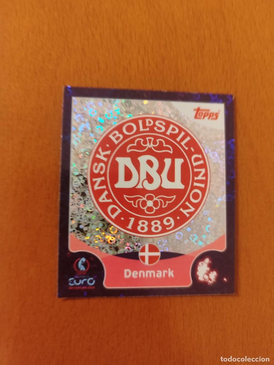 Figurine di Calcio: 8 EURO 2025 WOMEN&acute;S TOPPS DENMARK - REACH THE SUMMIT ESCUDO -- UEFA SUIZA 25