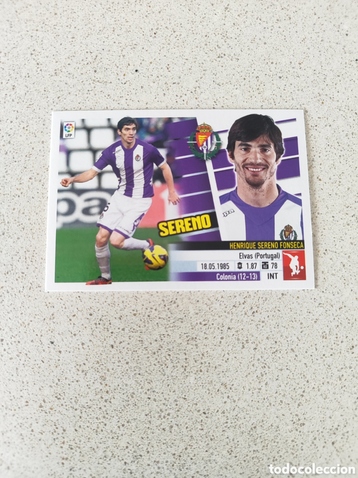 Fu&szlig;ball-Sticker: CROMO SERENO VALLADOLID N&Uacute;MERO 6A. LIGA ESTE 13/14.