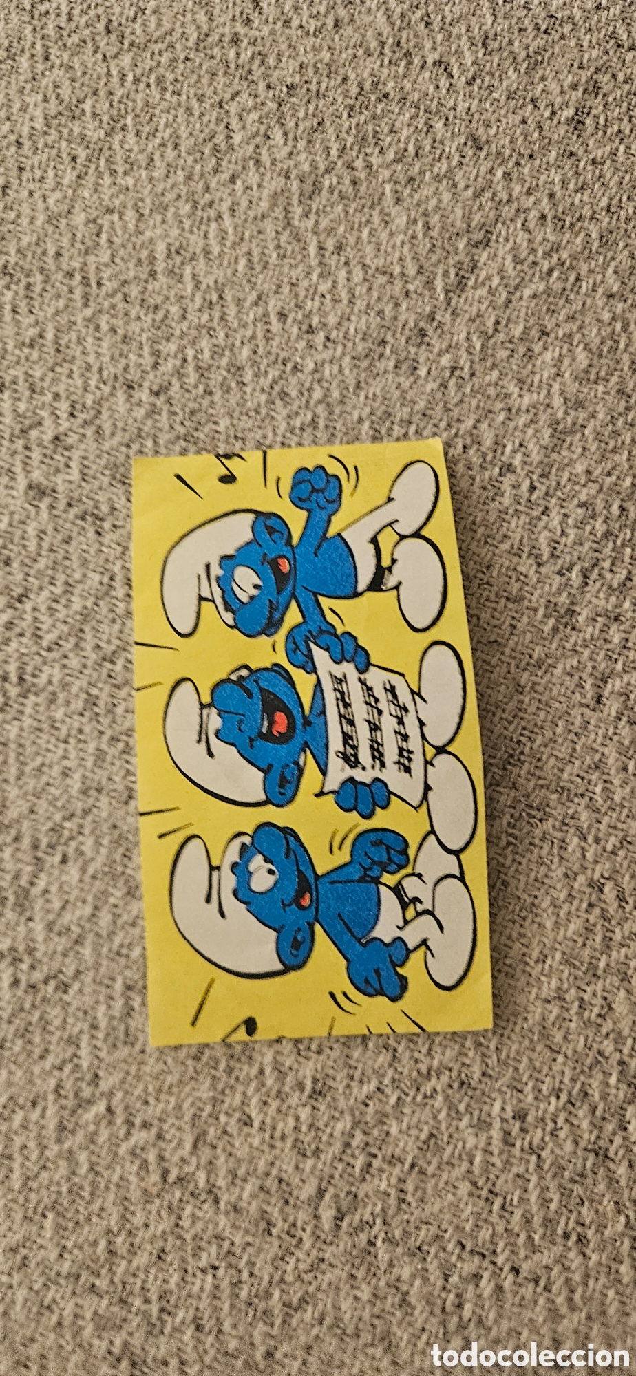 Cromos de f&uacute;tbol: Pegatina pitufos chicle - Foto 1