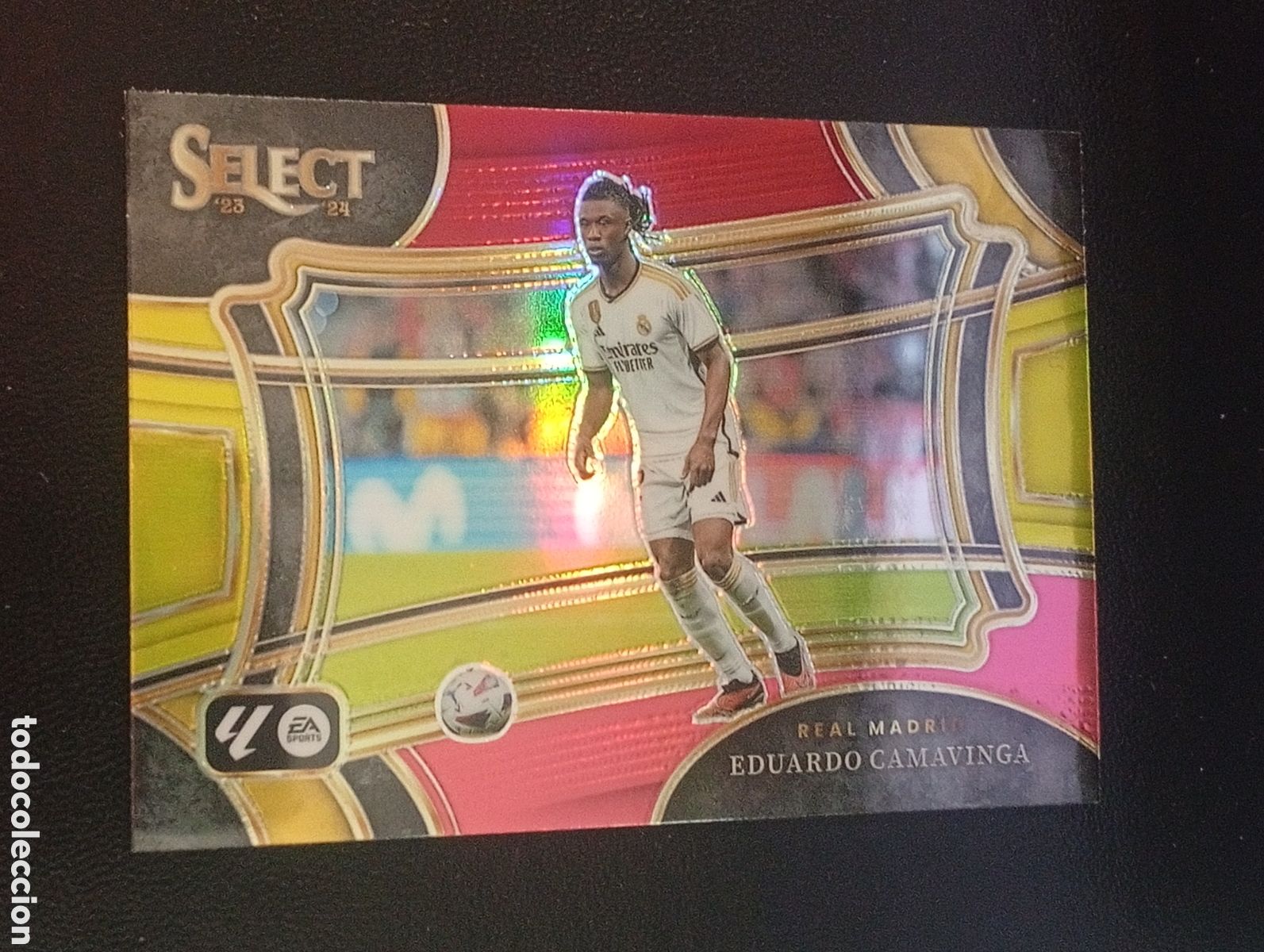 Cromos de Futebol: 232 paralela red multi color CAMAVINGA REAL MADRID LA LIGA SELECT 2023 2024 24 CROMO PANINI TOPPS