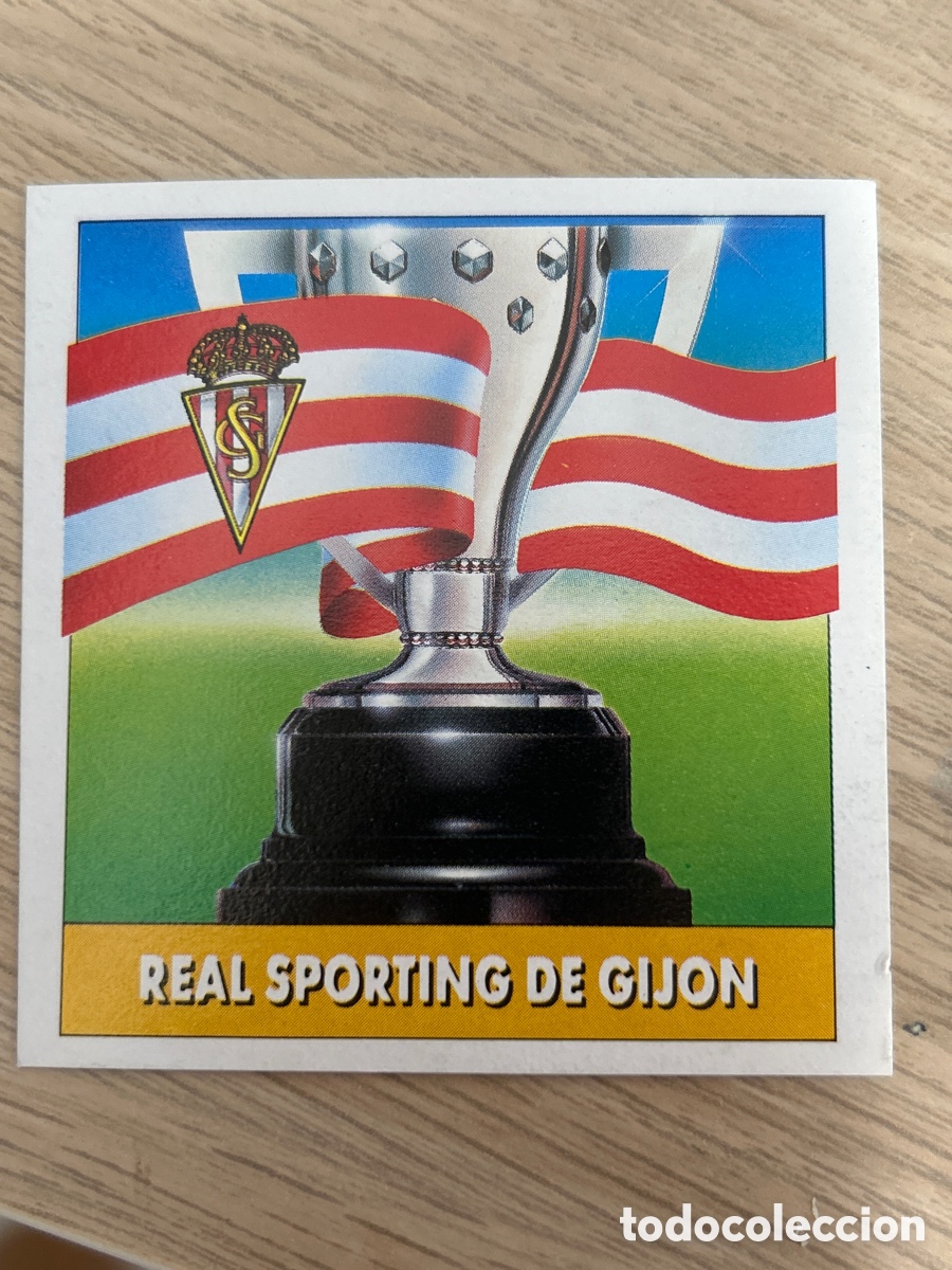 Cromos de F&uacute;tbol: ESCUDO Y BANDERA SPORTING GIJ&Oacute;N LIGA ESTE 1992 1993 92 93 NUNCA PEGADO SIN PEGAR