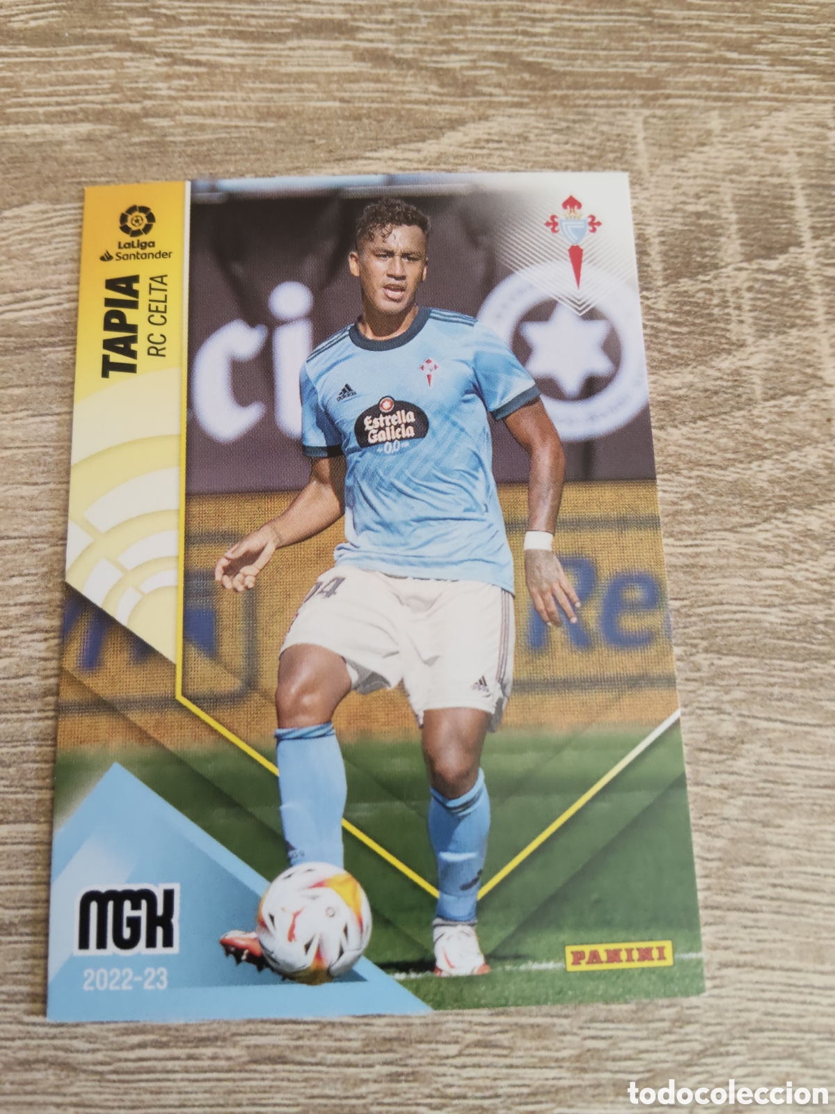 Cromos de F&uacute;tbol: Panini Megacracks 2022 2023 22 23 128 Tapia Celta de Vigo