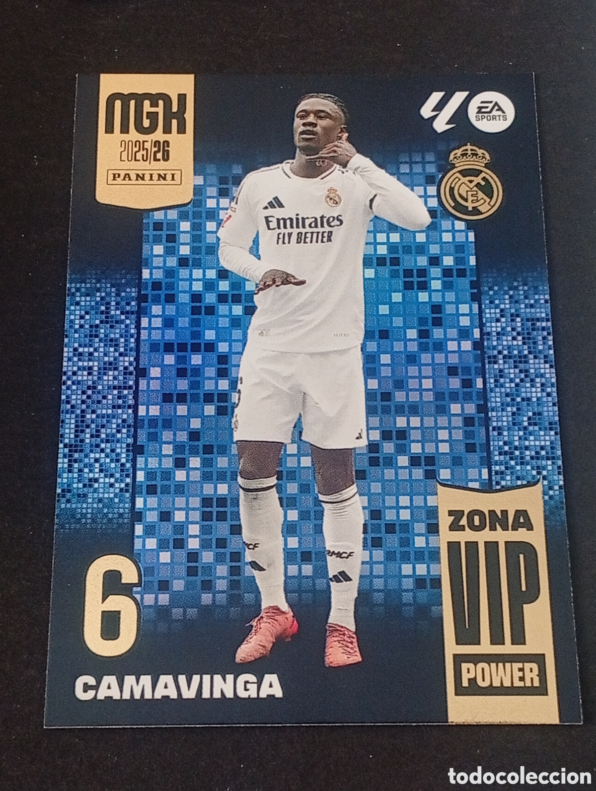 Cromos de F&uacute;tbol: P391 zona vip power CAMAVINGA REAL MADRID MEGACRACKS 2025 2026 26 CROMOS TOPPS PARALELA P 391