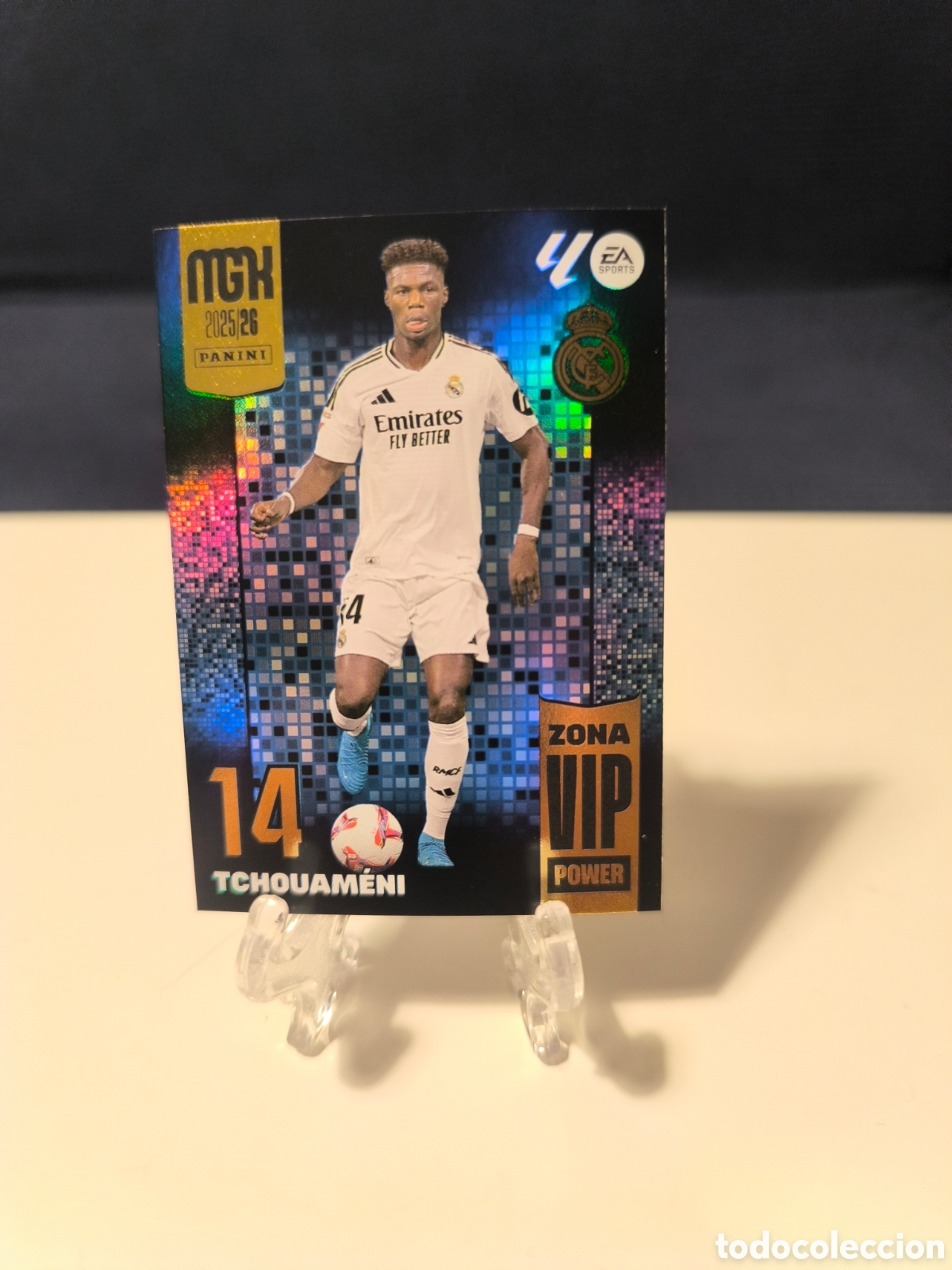 Cromos de F&uacute;tbol: Tchouameni Panini megacracks 2025-26 Real Madrid P405