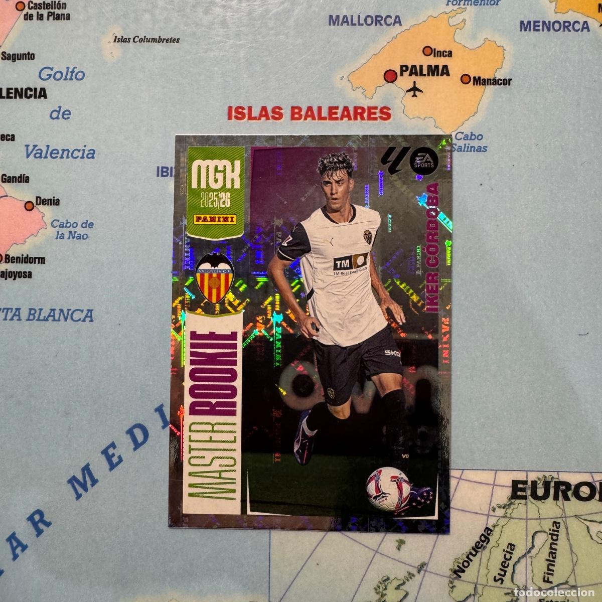 Cromos de f&uacute;tbol: Iker Cordoba serie Master Rookie n&uacute;mero 414 Del Valencia megacracks 25-26 2025-2026