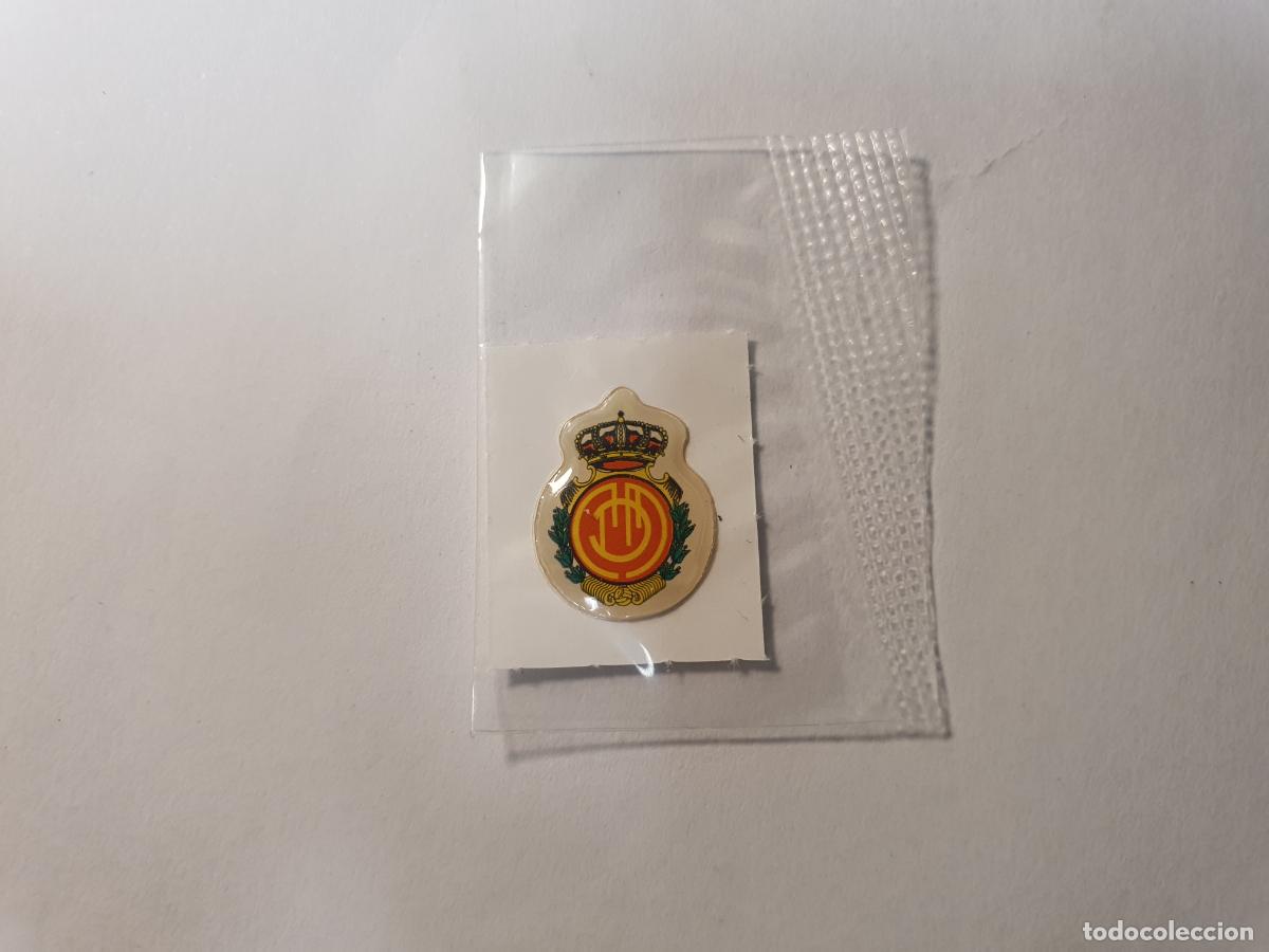 Cromos de Futebol: CROMO PEGATINA GREFUSA -- ESCUDO FUTBOL LIGA - MALLORCA