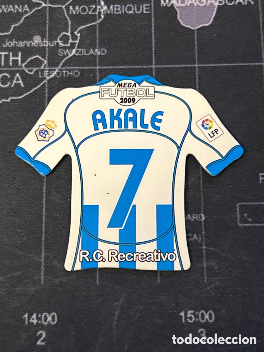Cromos de F&uacute;tbol: 7 AKALE (RECREATIVO HUELVA) IMAN CAMISA CAMISETA MEGA FUTBOL MAGNETS LIGA 2008 2009 08 09