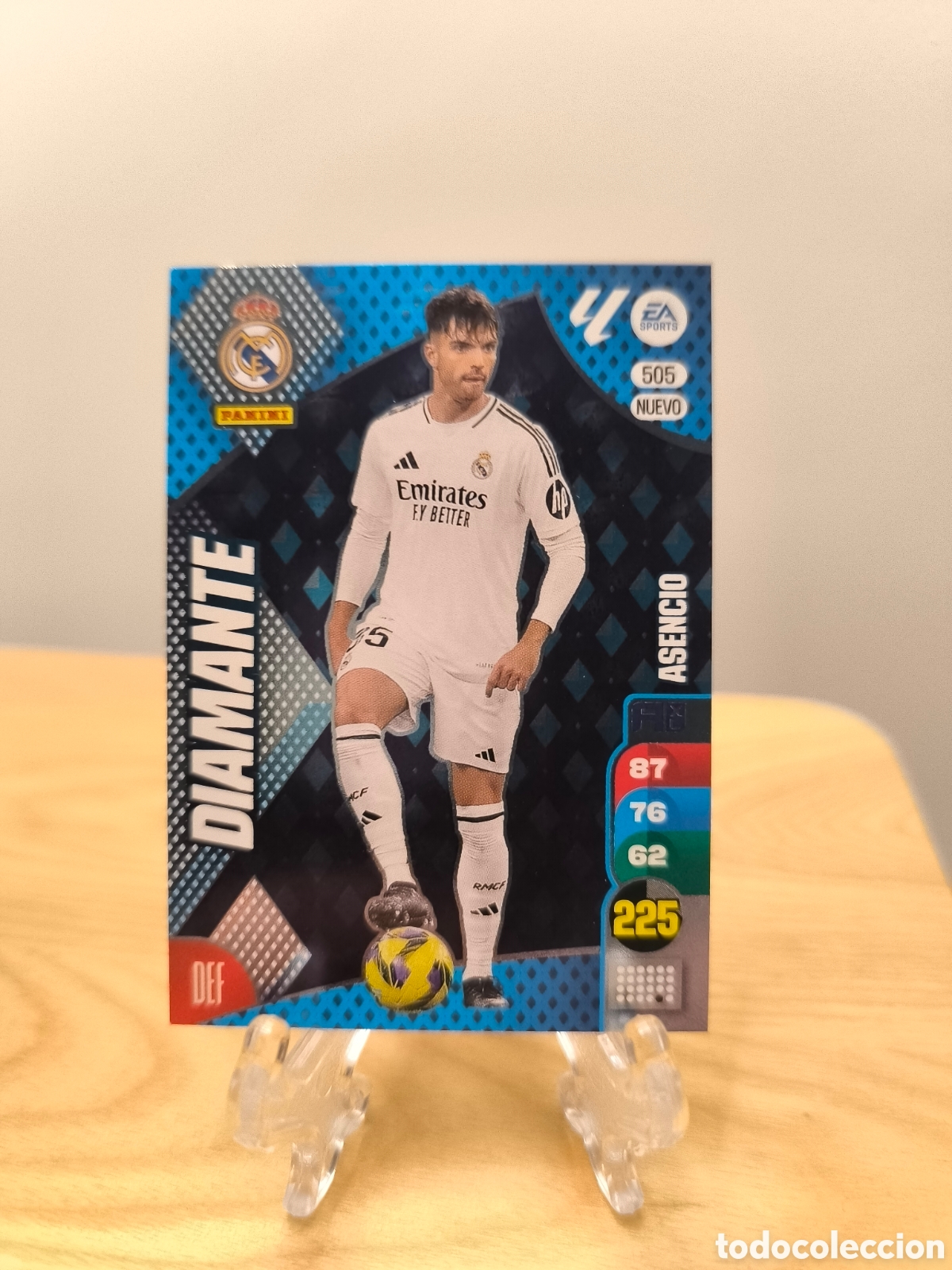 Cromos de Futebol: Asencio Adrenalyn 2024-25 DIAMANTE Real Madrid