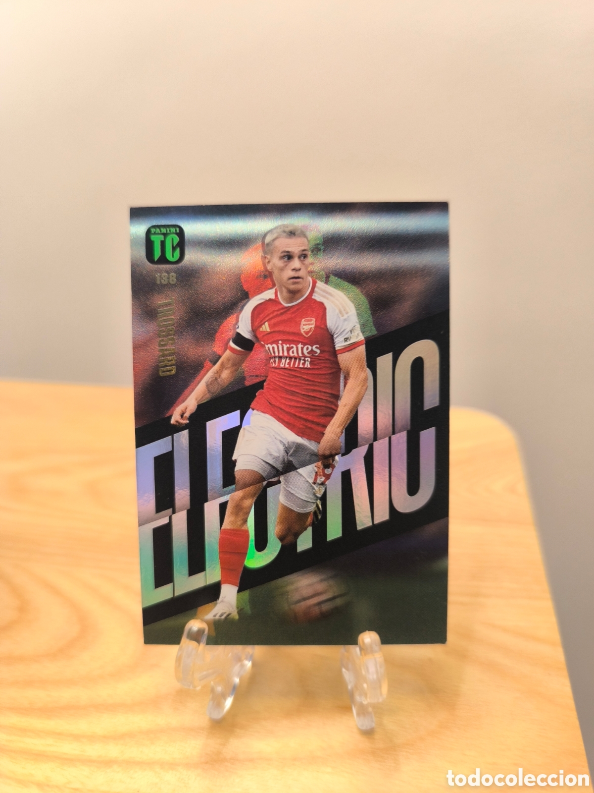 Cromos de F&uacute;tbol: Trossard Panini Top class ELECTRIC Arsenal