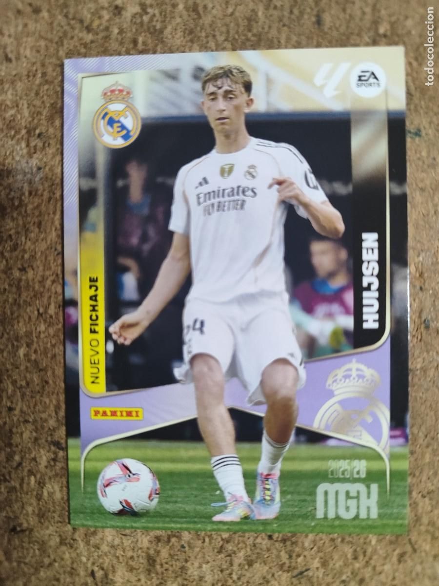 Cromos de F&uacute;tbol: MEGACRACKS 25/26 CARD NUEVO FICHAJE HUIJSEN REAL MADRID # 442 PANINI