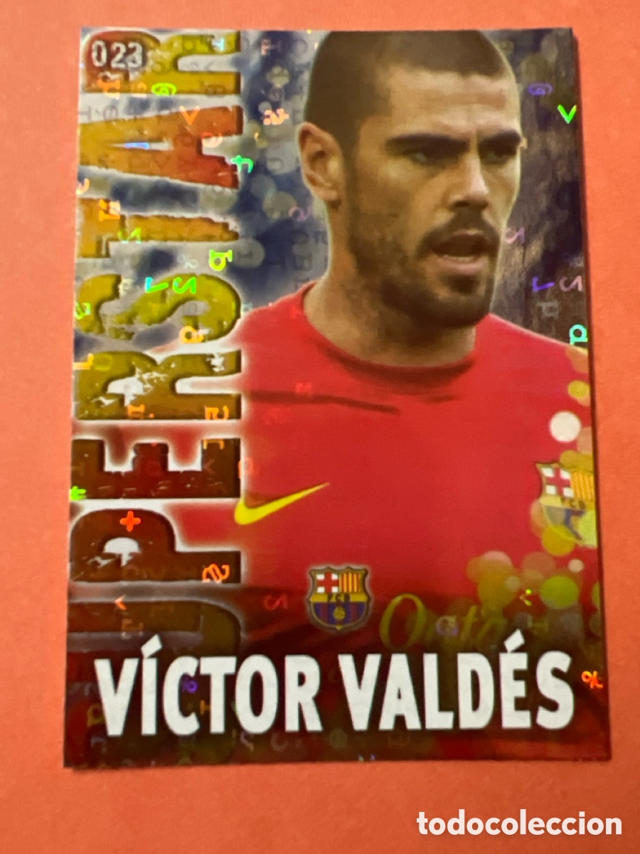Cromos de f&uacute;tbol: E1290. SUPERSTAR BRILLO AZUL CON LETRAS VICTOR VALDES.. FC BARCELONA.. MUNDICROMO 2013 2014 #3