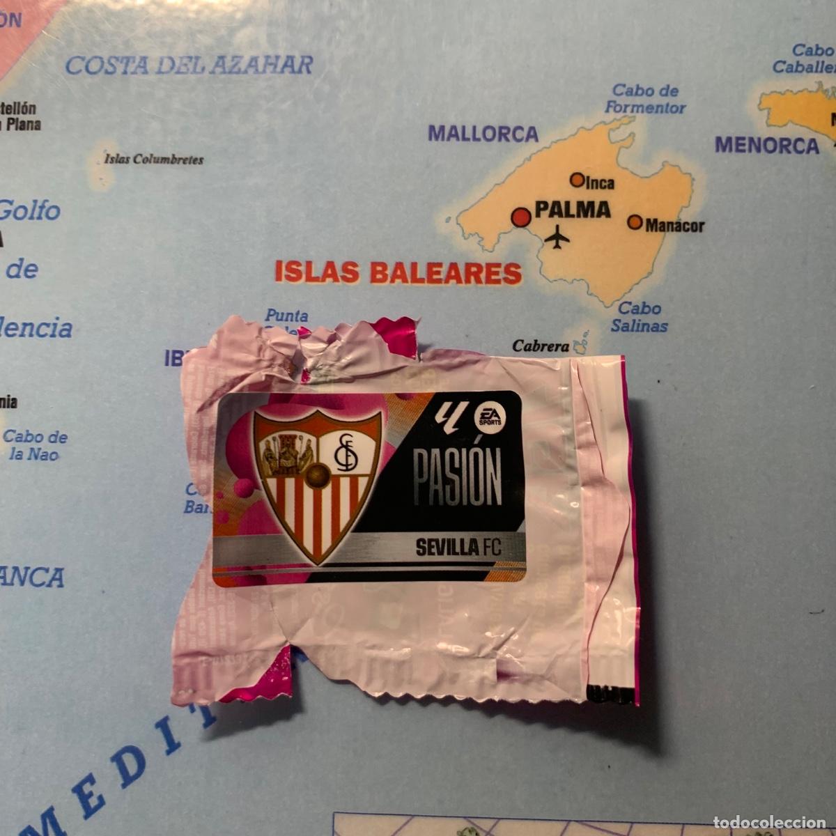 Cromos de f&uacute;tbol: Cromo chicle Escudo Del Sevilla liga este 25-26 2025-2026