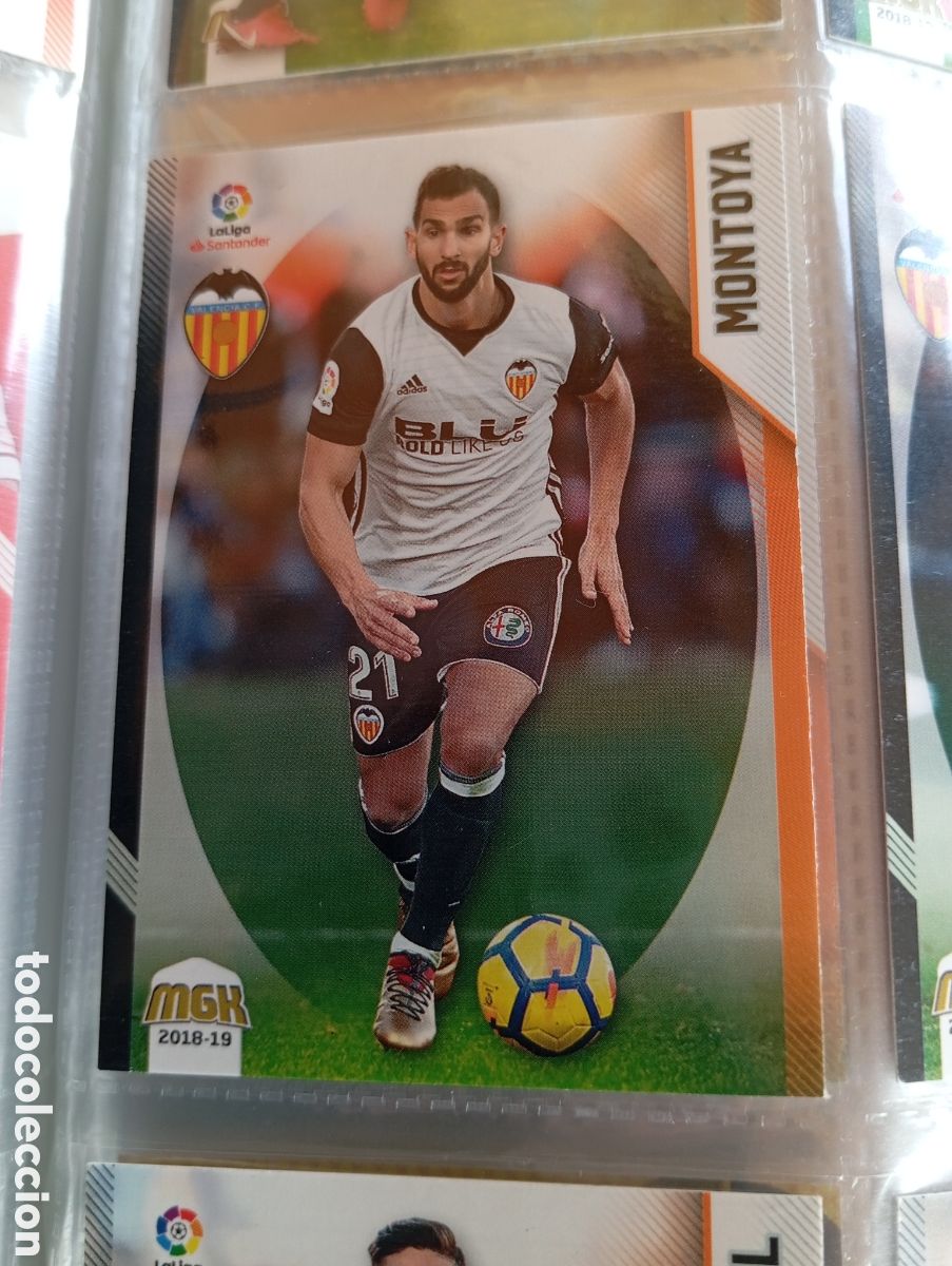 Cromos de F&uacute;tbol: Montoya Valencia Ficha Cromo de futbol Megacracks 2018-2019 Liga Santander MGK 18-19 Panini