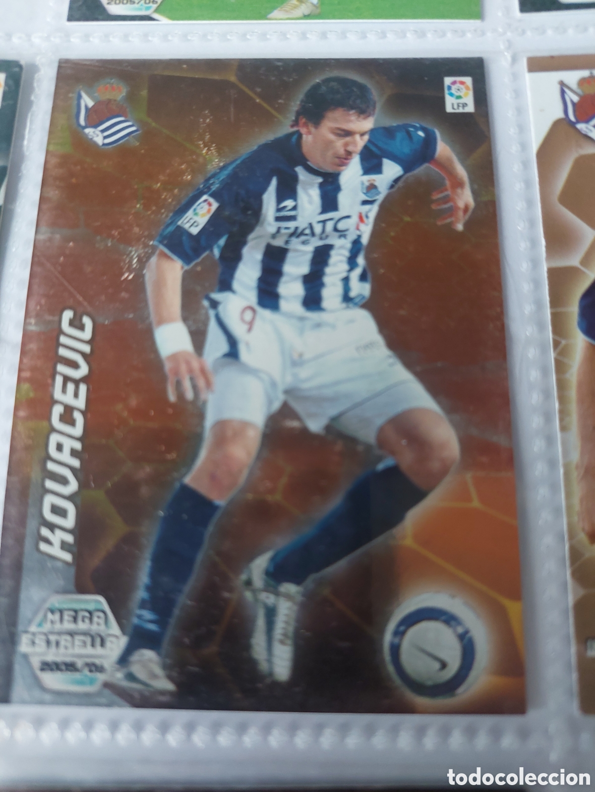 Football Stickers: 391 HOVACEVIC REAL SOCIEDAD F&Uacute;TBOL MEGA CRACKS PANINI BUEN ESTADO CONSERVACI&Oacute;N 2005/2006