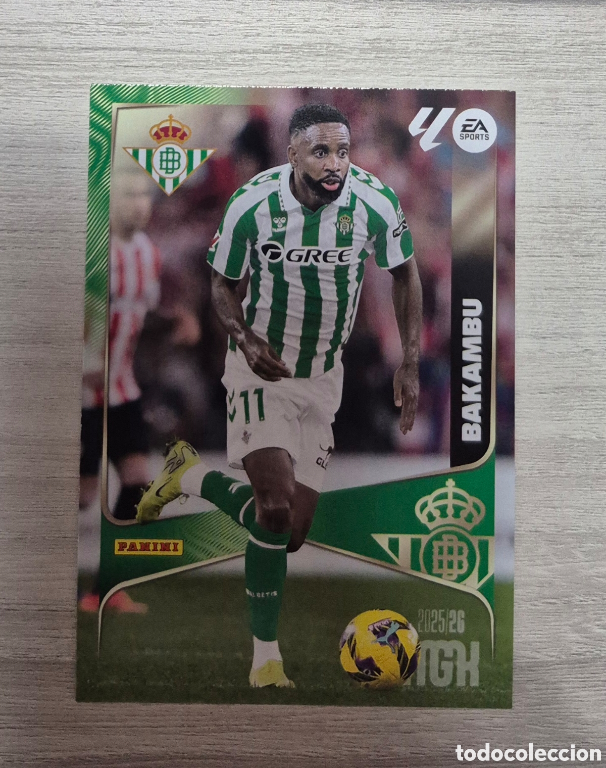 Cromos de f&uacute;tbol: N&deg;108 Bakambu Megacracks 25/26 - Foto 1