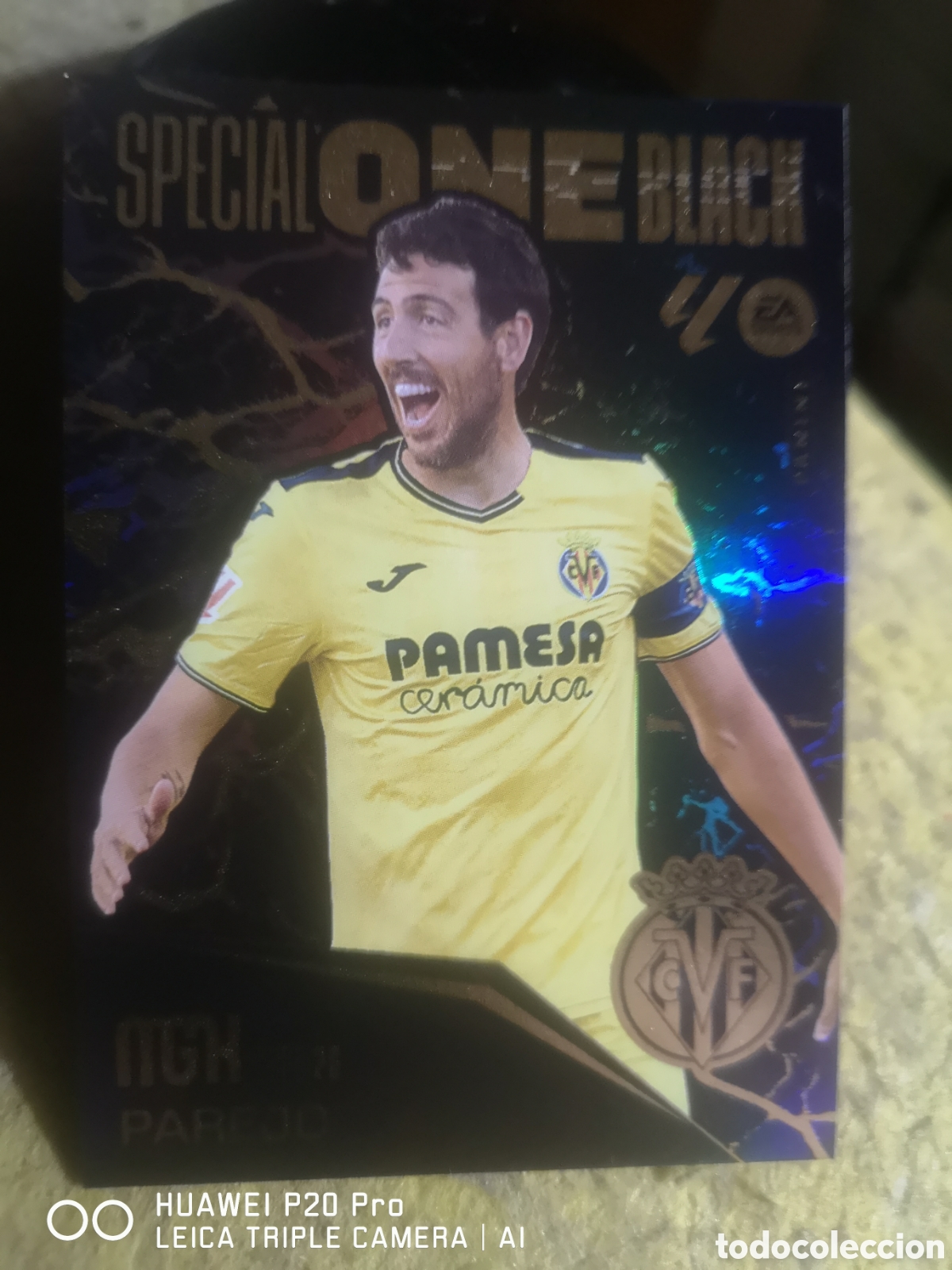 Cromos de F&uacute;tbol: MEGACRACKS 2025 2026 SPECIAL ONE BLACK - PAREJO - VILLARREAL - 10