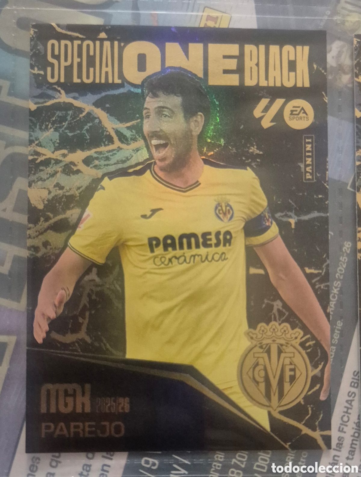 Figurine di Calcio: Parejo villareal special one black megacracks 25 26