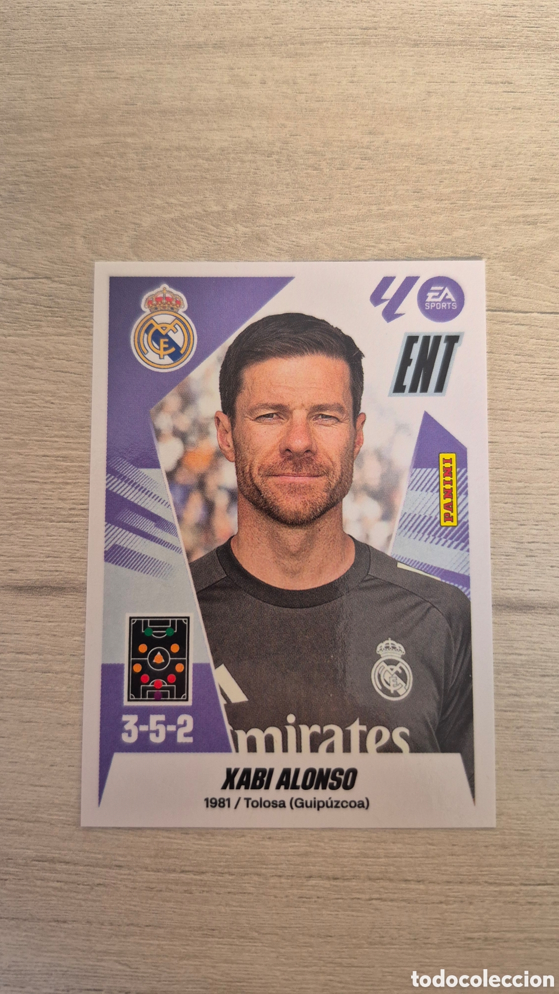 Fu&szlig;ball-Sticker: N&deg;2 Real Madrid Xavi Alonso Liga Este 25/26