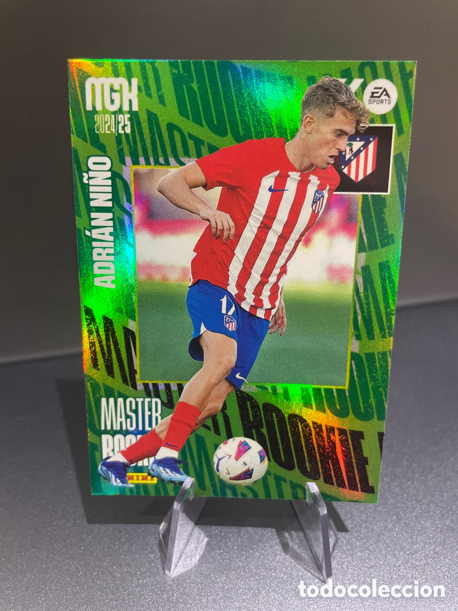 Fu&szlig;ball-Sticker: Adrian Ni&ntilde;o 406 Master Rookie MGK 2024-25 Panini Megacracks Atletico de Madrid