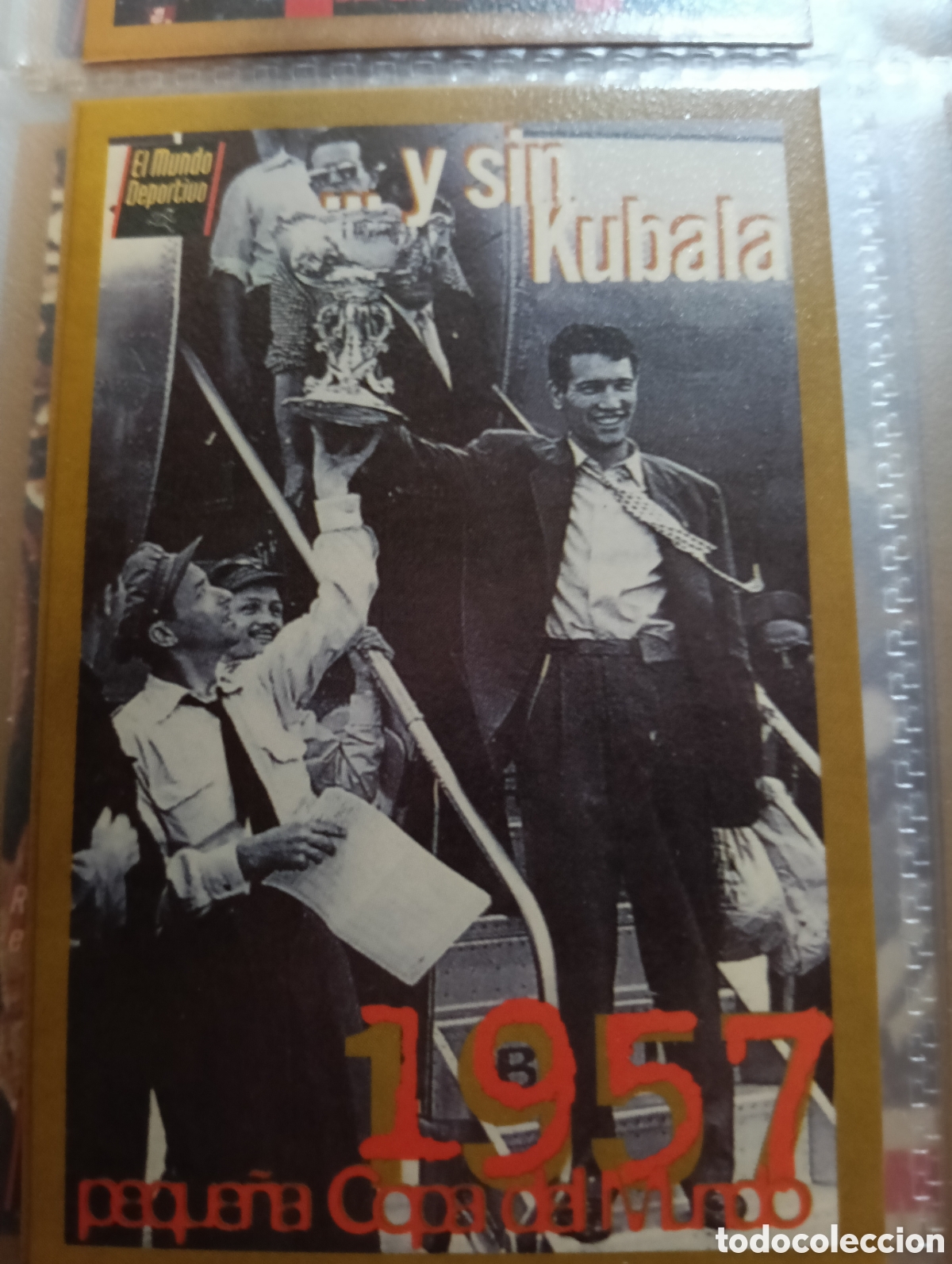 Cromos de F&uacute;tbol: Y SIN KUBALA 1957 EL MUNDO DEPORTIVO 1995 - &Aacute;LBUM DE ORO DEL BAR&Ccedil;A