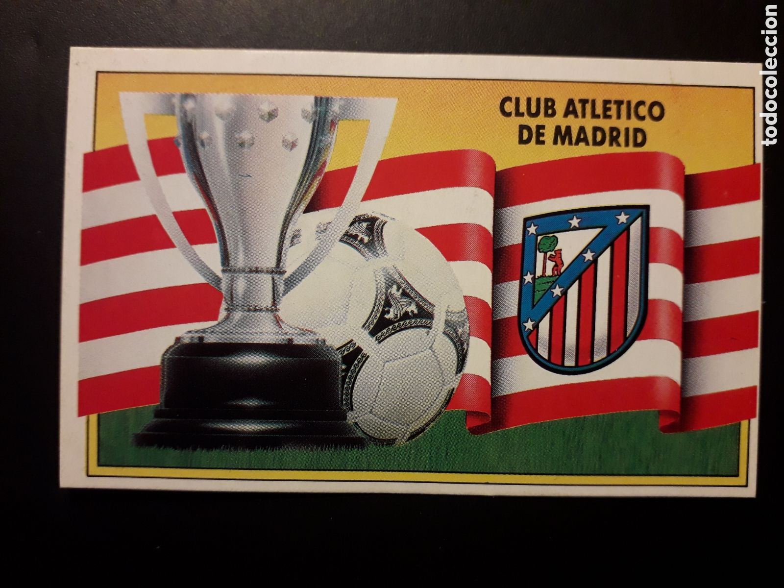 Cromos de F&uacute;tbol: ESCUDO Y BANDERA AT DE MADRID ED ESTE 1990 1991 90 91 DESPEGADO PEDIDO M&Iacute;NIMO 3&euro;