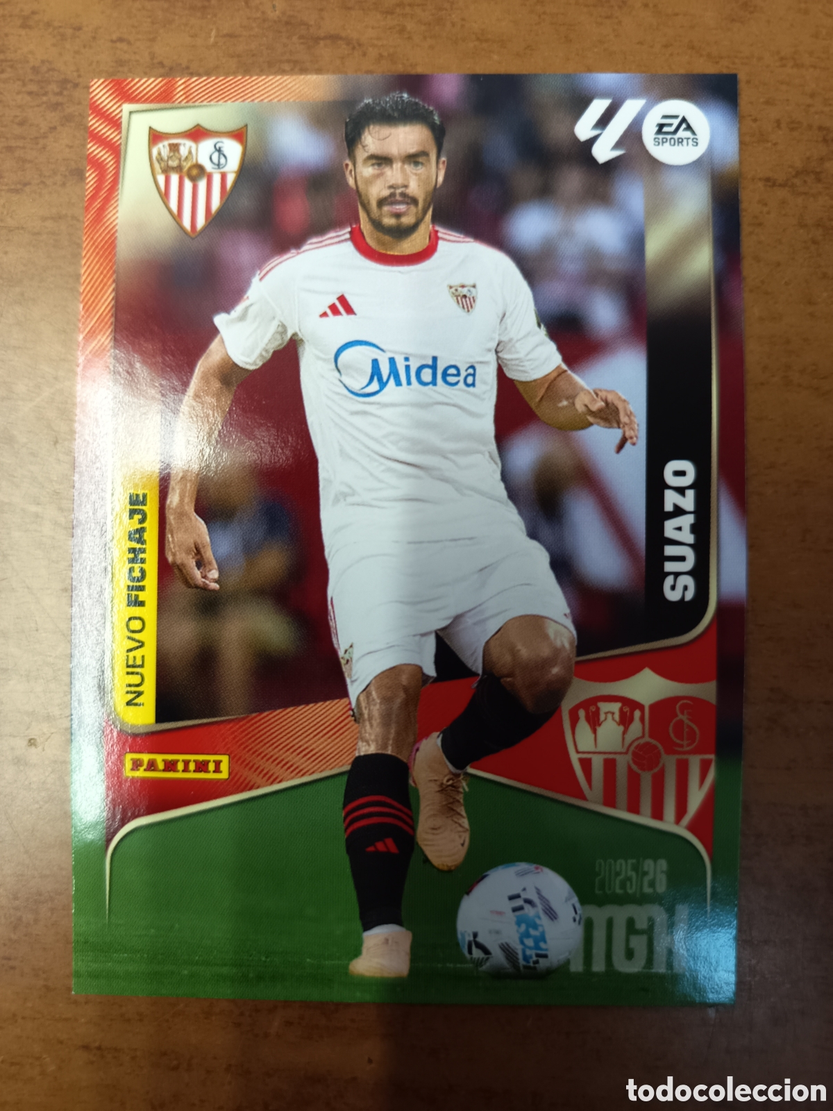 Cartes &agrave; collectionner de Football: 460 NUEVO FICHAJE SUAZO MEGACRACKS 2025 2026