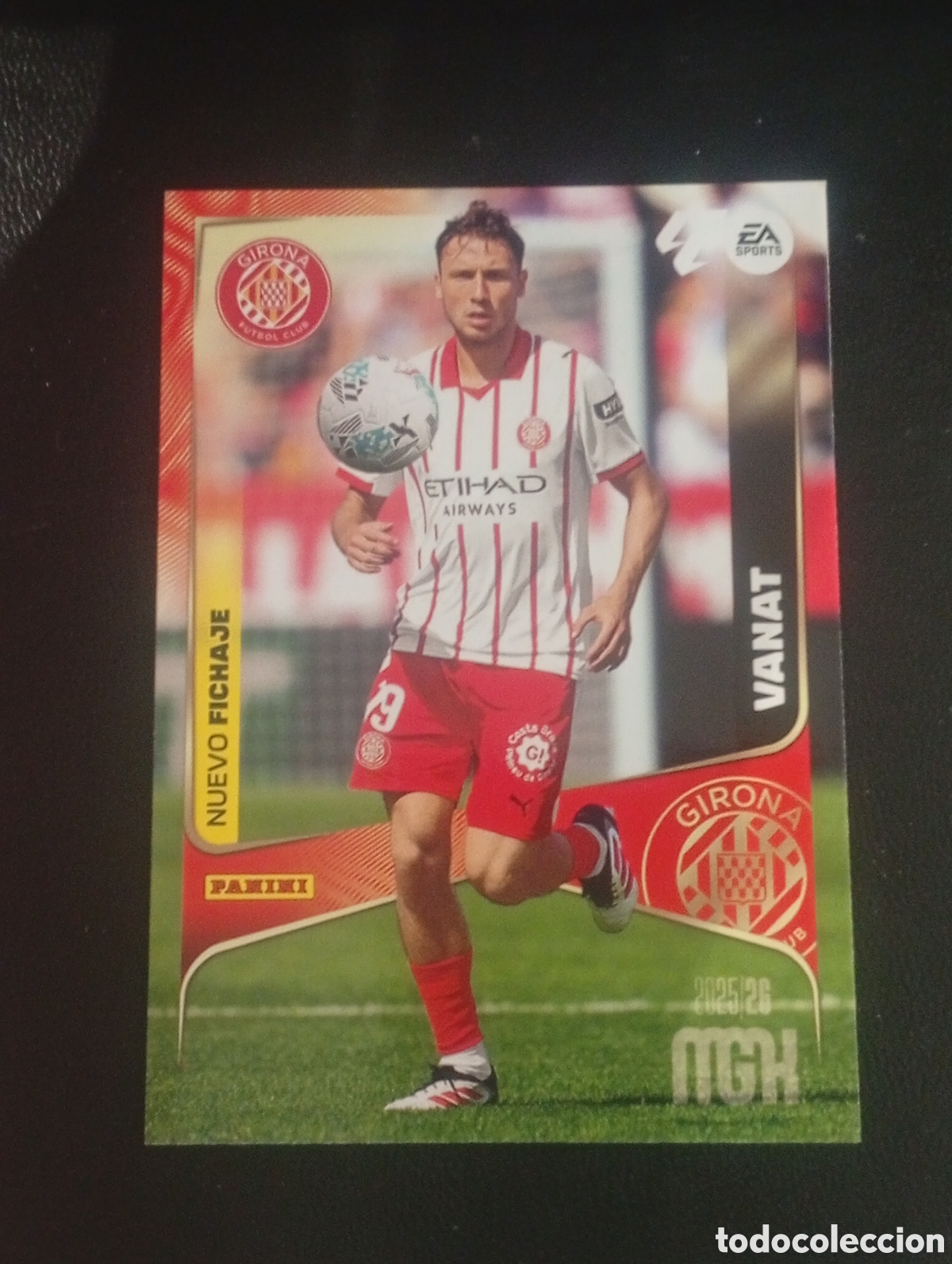 Fu&szlig;ball-Sticker: 502 nuevo fichaje VANAT GIRONA MEGACRACKS 2025 2026 25 26 CROMOS PANINI TOPPS 3 EDICI&Oacute;N
