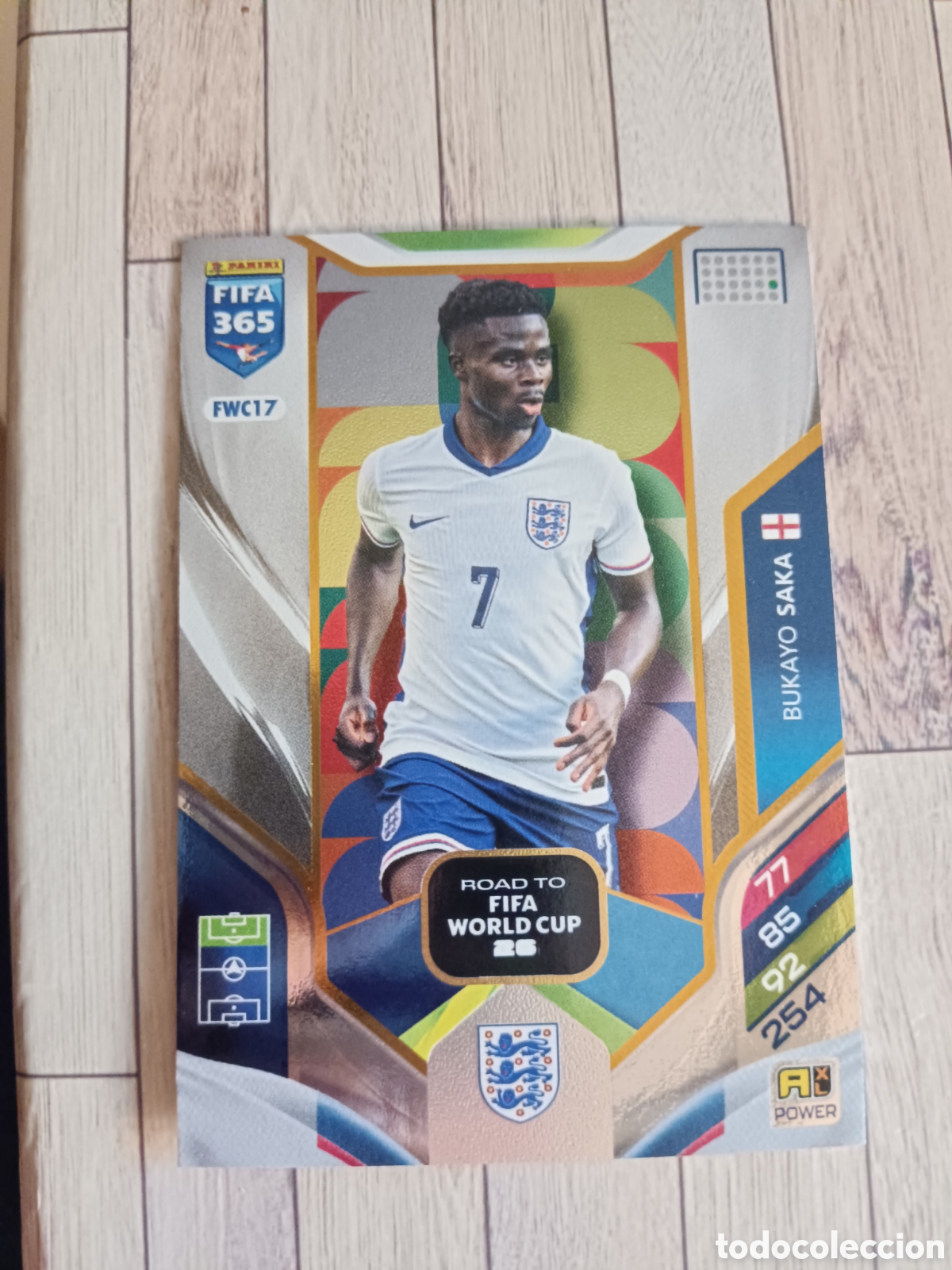 Cromos de f&uacute;tbol: FWC17 BUKAYO SAKA INGLATERRA ROAD WORLD CUP ADRENALYN XL FIFA 365 PANINI 2026