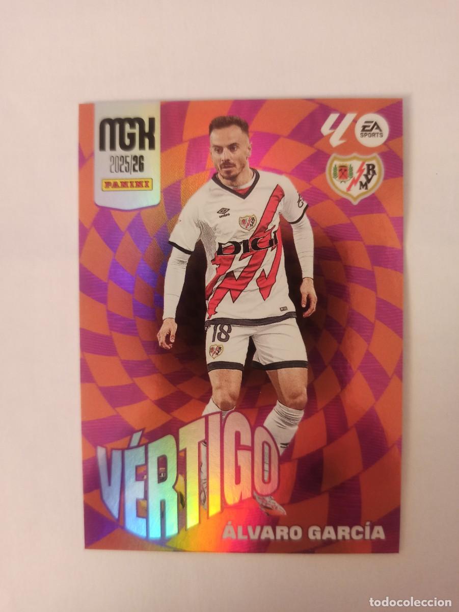 Fu&szlig;ball-Sticker: &Aacute;lvaro Garcia 379 - R. Vallecano - VERTIGO - MEGACRACKS 2025 2026 - 25 26 - MGK
