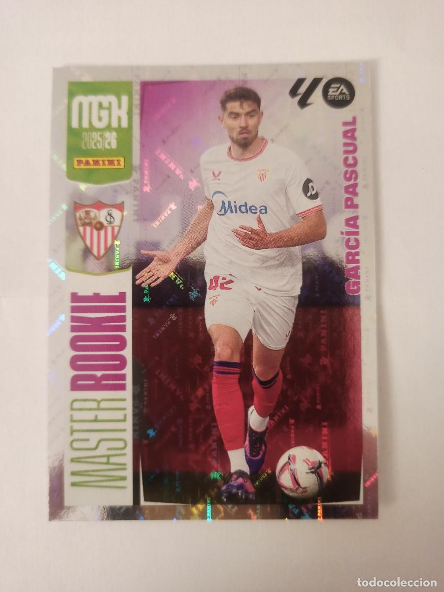 Figurine di Calcio: Garcia Pascual 412 - Sevilla - MASTER ROOKIE - MEGACRACKS 2025 2026 - 25 26 - MGK