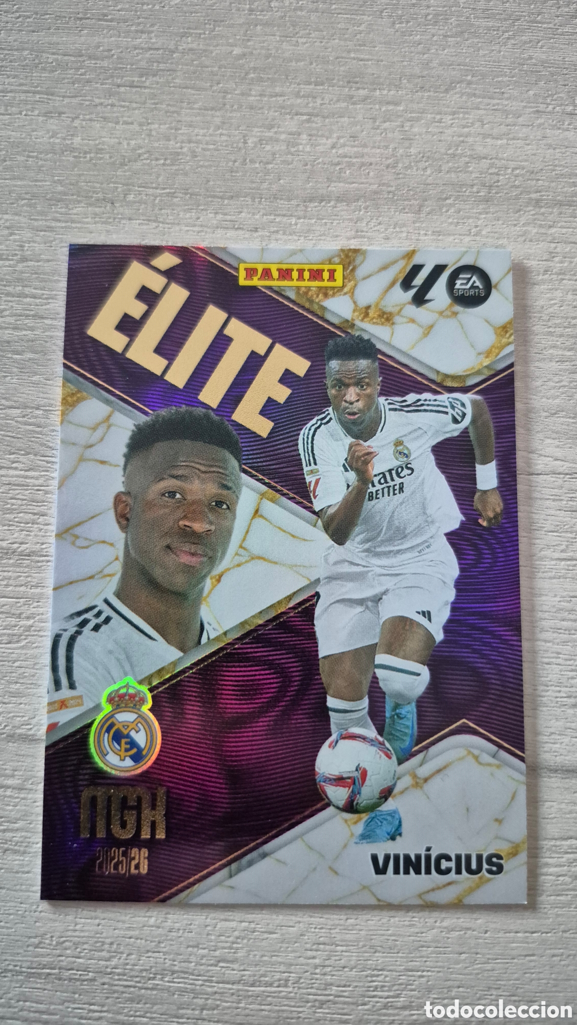 Figurine di Calcio: N&deg;18 Elite Vinicius Megacracks 25/26