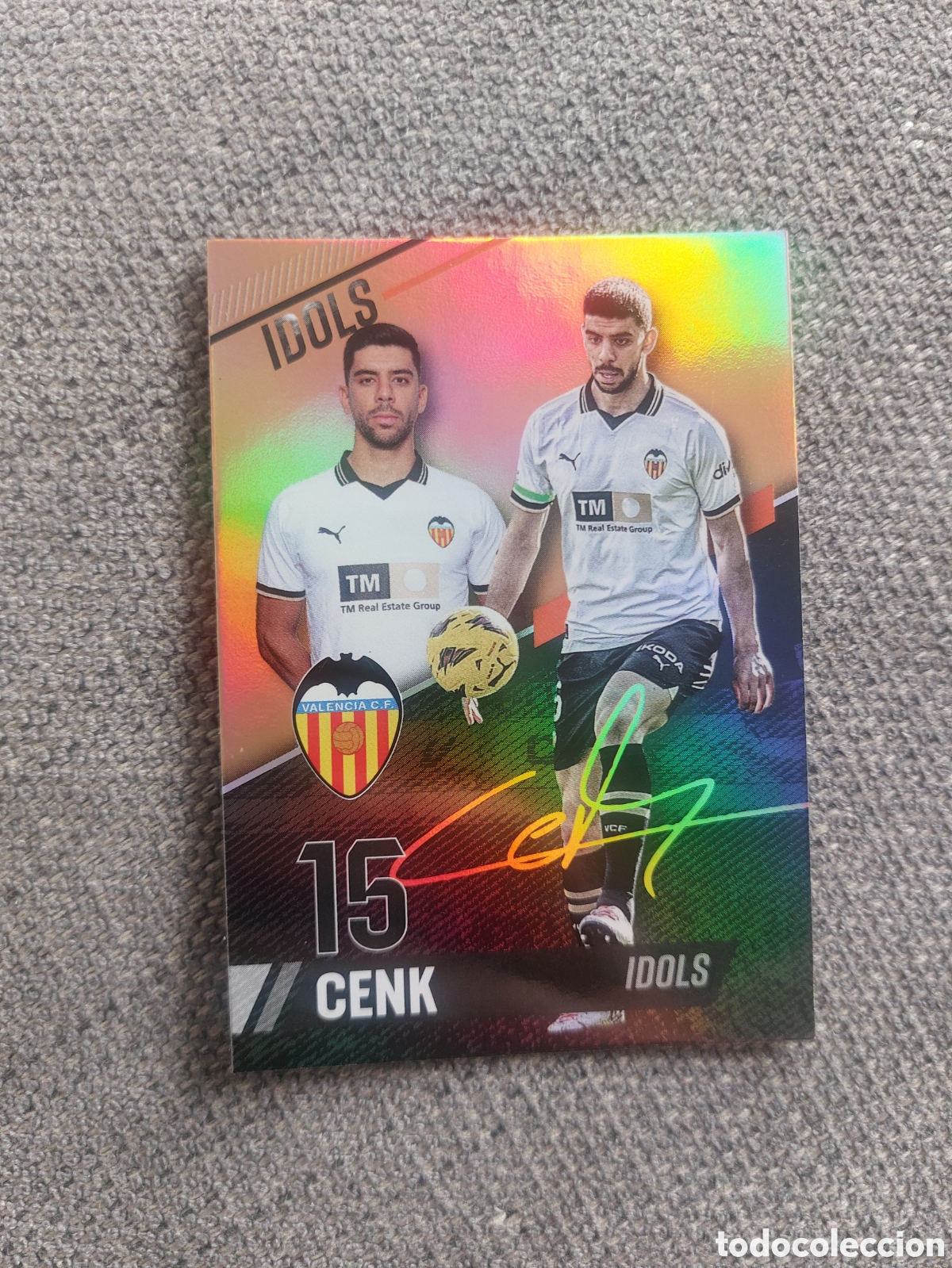 Cartes &agrave; collectionner de Football: RAINBOW GOLD 13 CENK OZKACAR IDOLS VALENCIA CF MUNDICROMO 23 24 2023 2024 ADNVCF FOOTBALL TREASURE