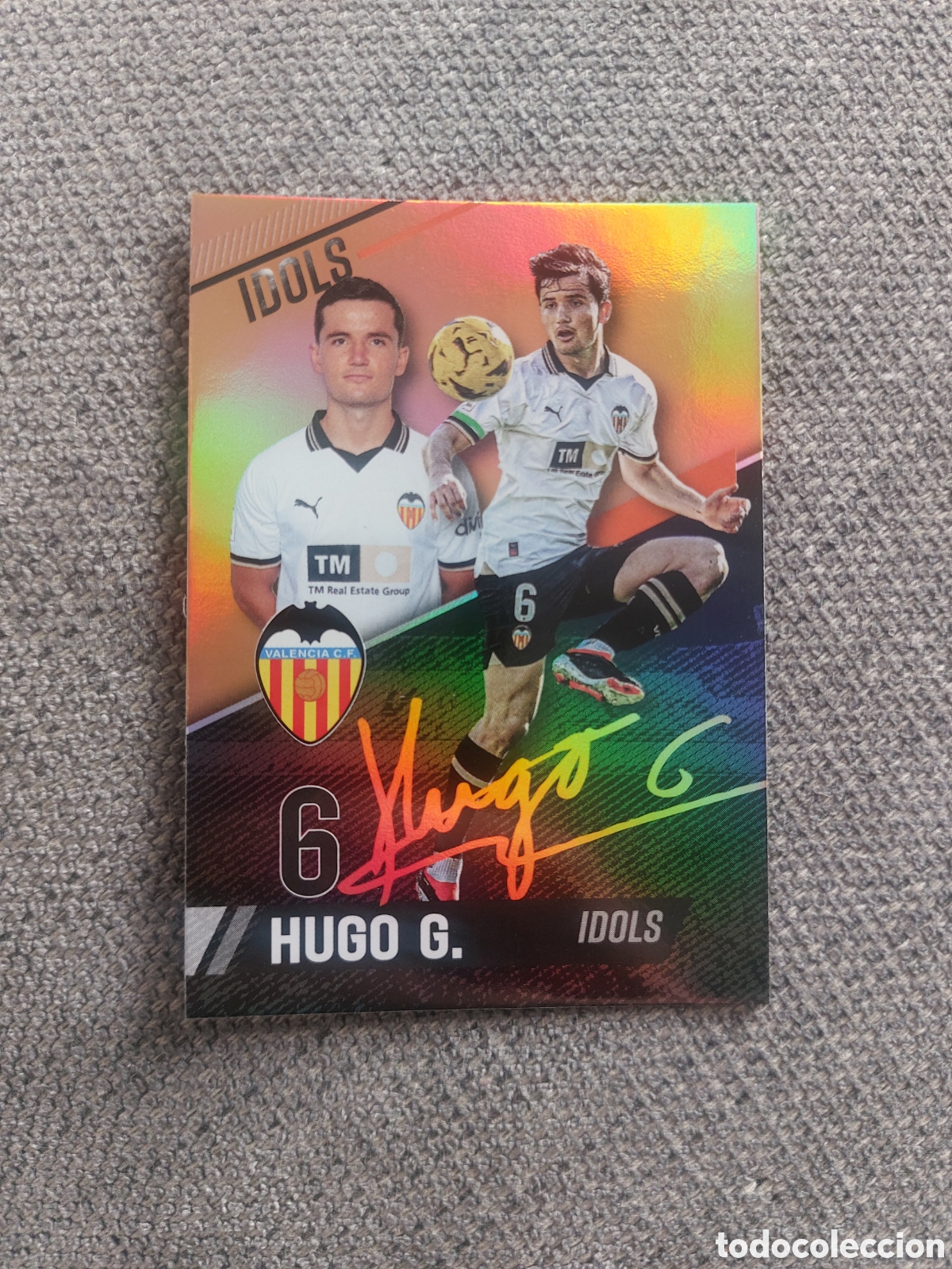 Cromos de F&uacute;tbol: RAINBOW GOLD 4 HUGO GUILLAMON IDOLS VALENCIA CF MUNDICROMO 23 24 2023 2024 ADNVCF FOOTBALL TREASURE