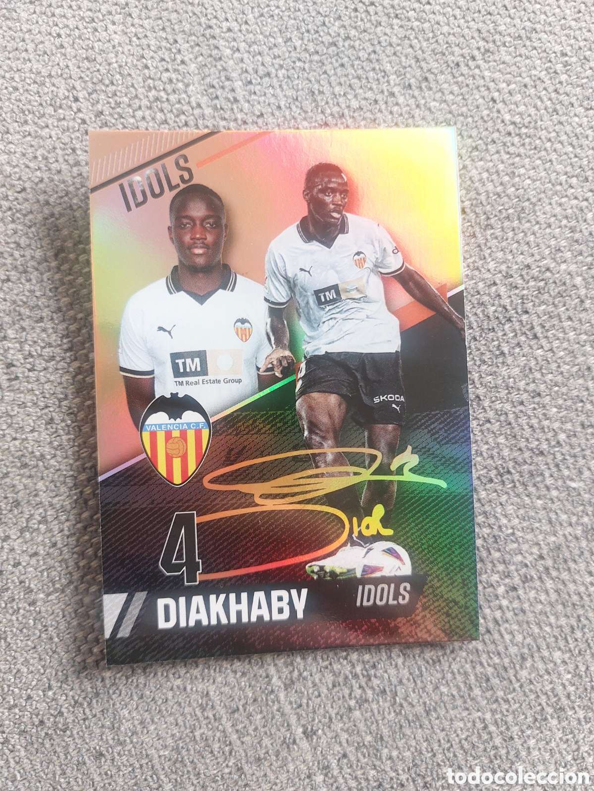 Cartes &agrave; collectionner de Football: RAINBOW GOLD 3 DIAKHABY IDOLS VALENCIA CF MUNDICROMO 23 24 2023 2024 ADNVCF FOOTBALL TREASURE