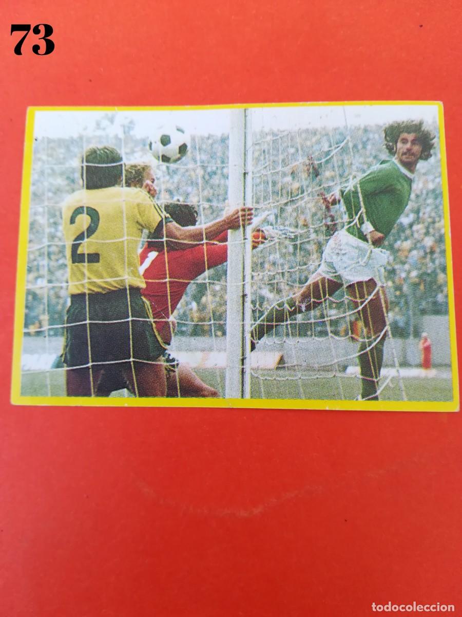 Cromos de F&uacute;tbol: Cromo n.73 f&uacute;tbol en accion - danone - sin pegar