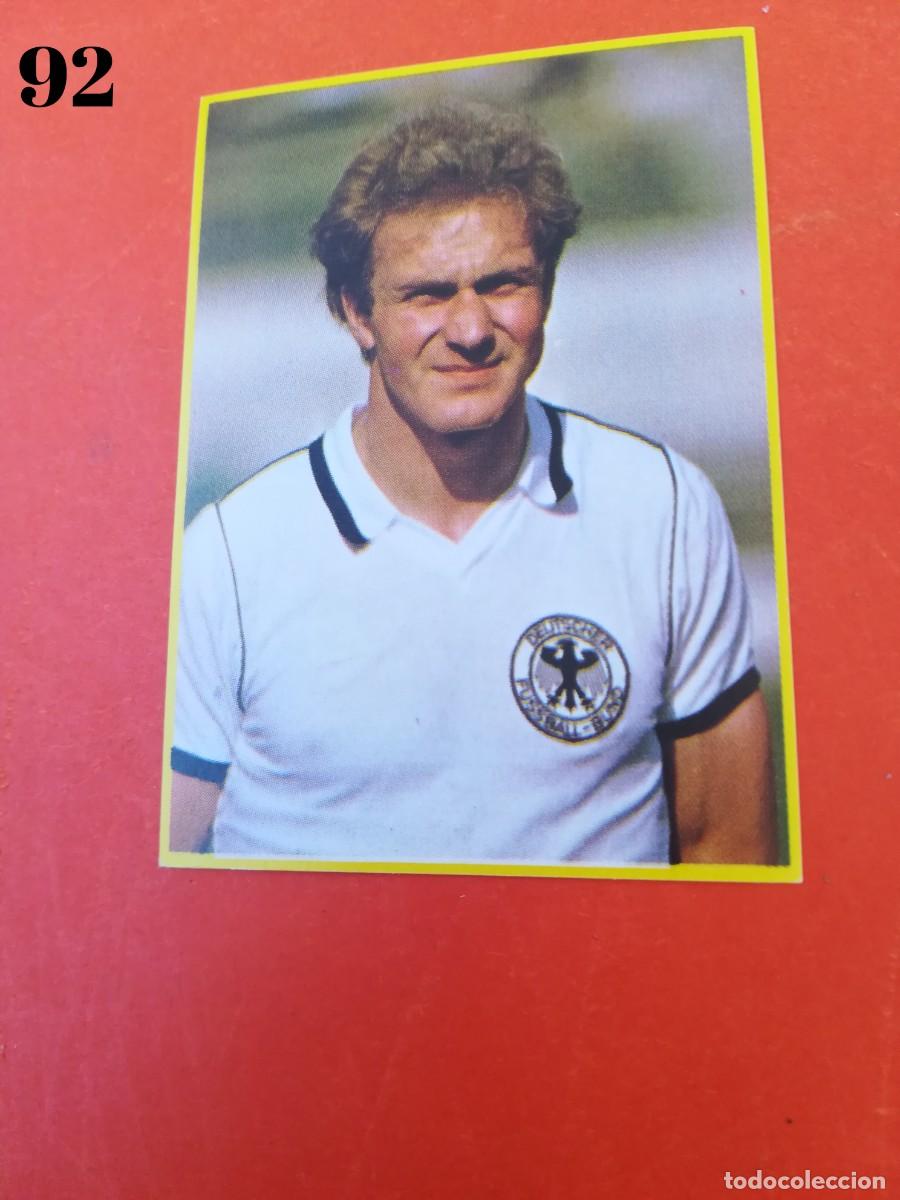 Cromos de F&uacute;tbol: Cromo n.92 f&uacute;tbol en accion - danone - sin pegar