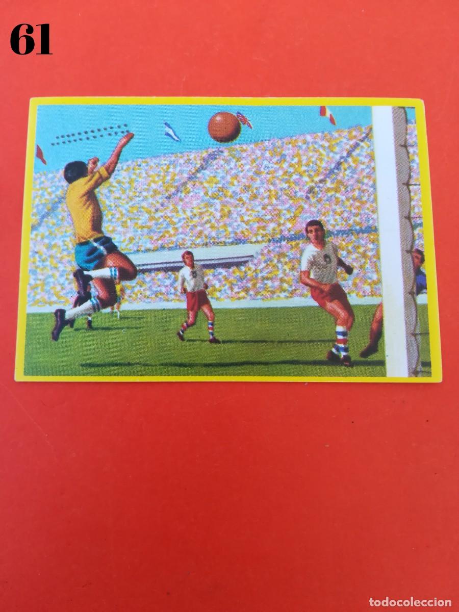 Cromos de F&uacute;tbol: Cromo n.61 f&uacute;tbol en accion - danone - sin pegar