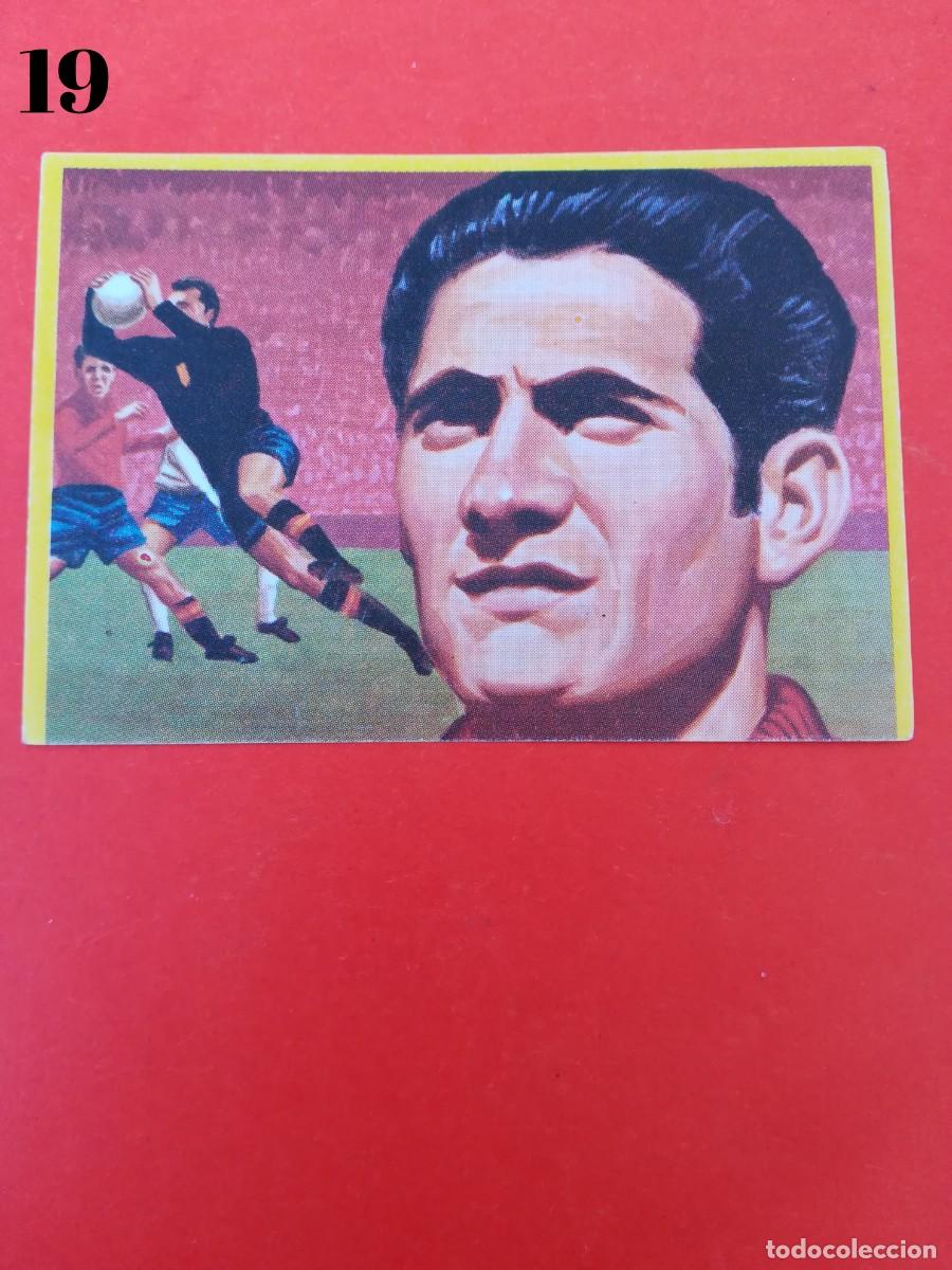 Cromos de F&uacute;tbol: Cromo n.19 f&uacute;tbol en accion - danone - sin pegar