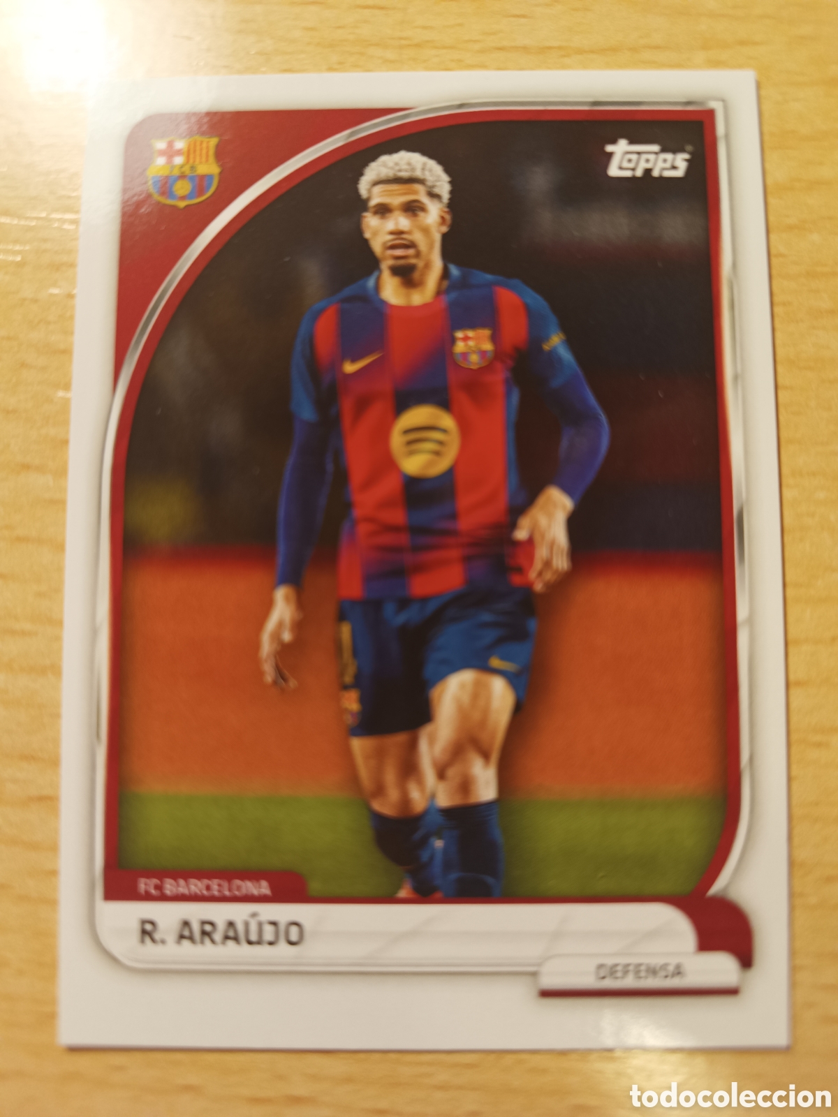Cromos de F&uacute;tbol: R. ARAUJO FC BARCELONA COLLECTOR TIN 2025 2026 TOPPS 25 26