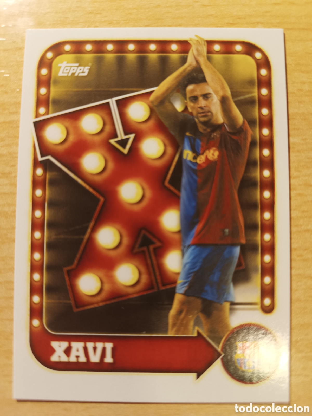 Cromos de F&uacute;tbol: XAVI NAME IN LIGHTS FC BARCELONA COLLECTOR TIN 2025 2026 TOPPS 25 26
