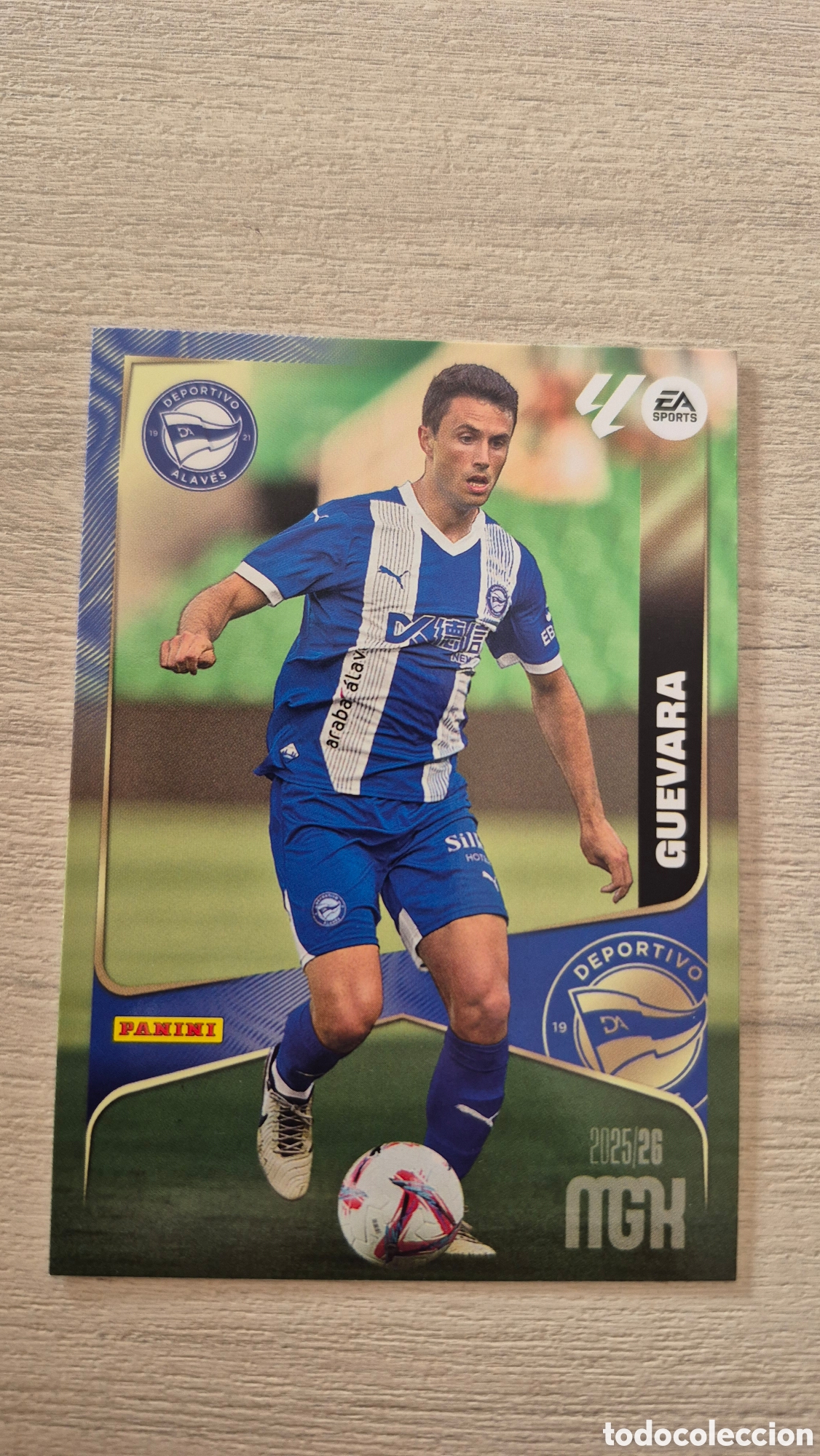 Fu&szlig;ball-Sticker: N&deg;28 Alaves Guevara Megacracks 25/26
