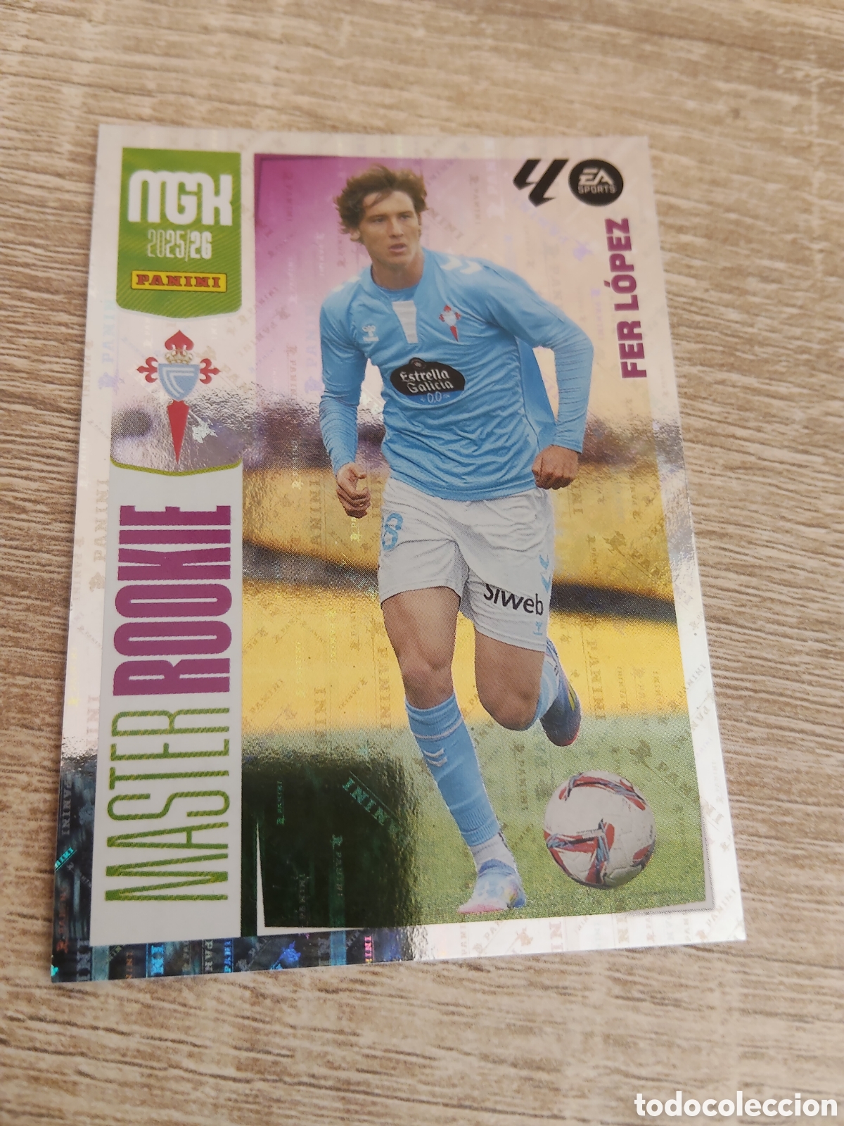 Cromos de F&uacute;tbol: Panini Megacracks 2025 2026 25 26 411 Fer L&oacute;pez Celta de Vigo m&aacute;ster Rookie
