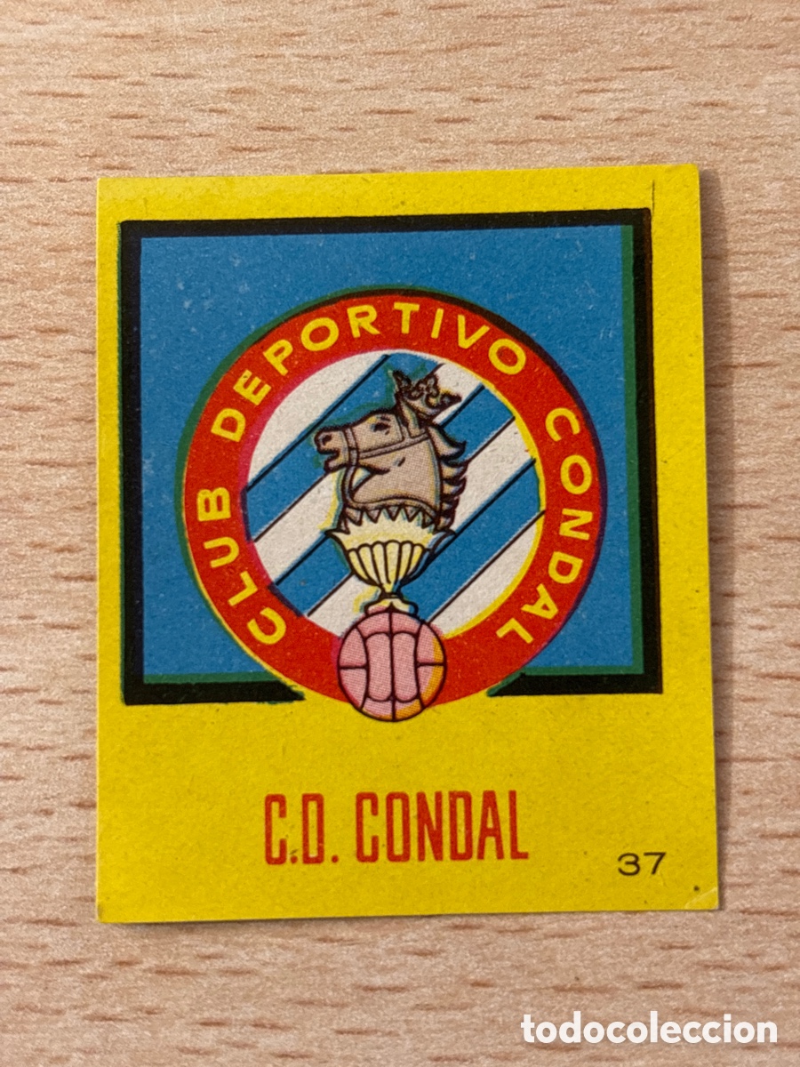 Cromos de F&uacute;tbol: # 37 Escudo CD Condal Campeones 1957 Ed. Bruguera sin pegar, nuevo de sobre