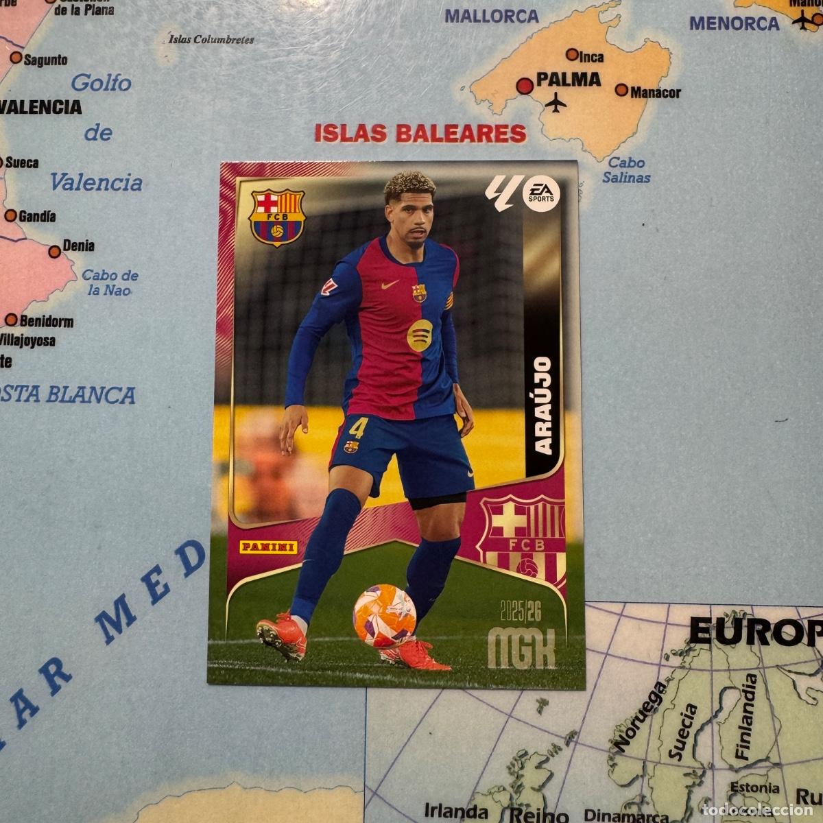 Cromos de f&uacute;tbol: Araujo n&uacute;mero 78 del Barcelona megacracks 25-26 2025-2026