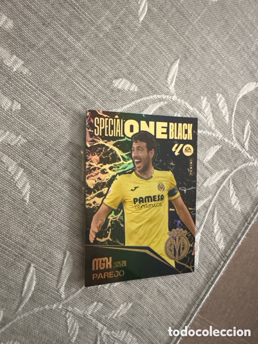 Cromos de f&uacute;tbol: Parejo special One black - Foto 1