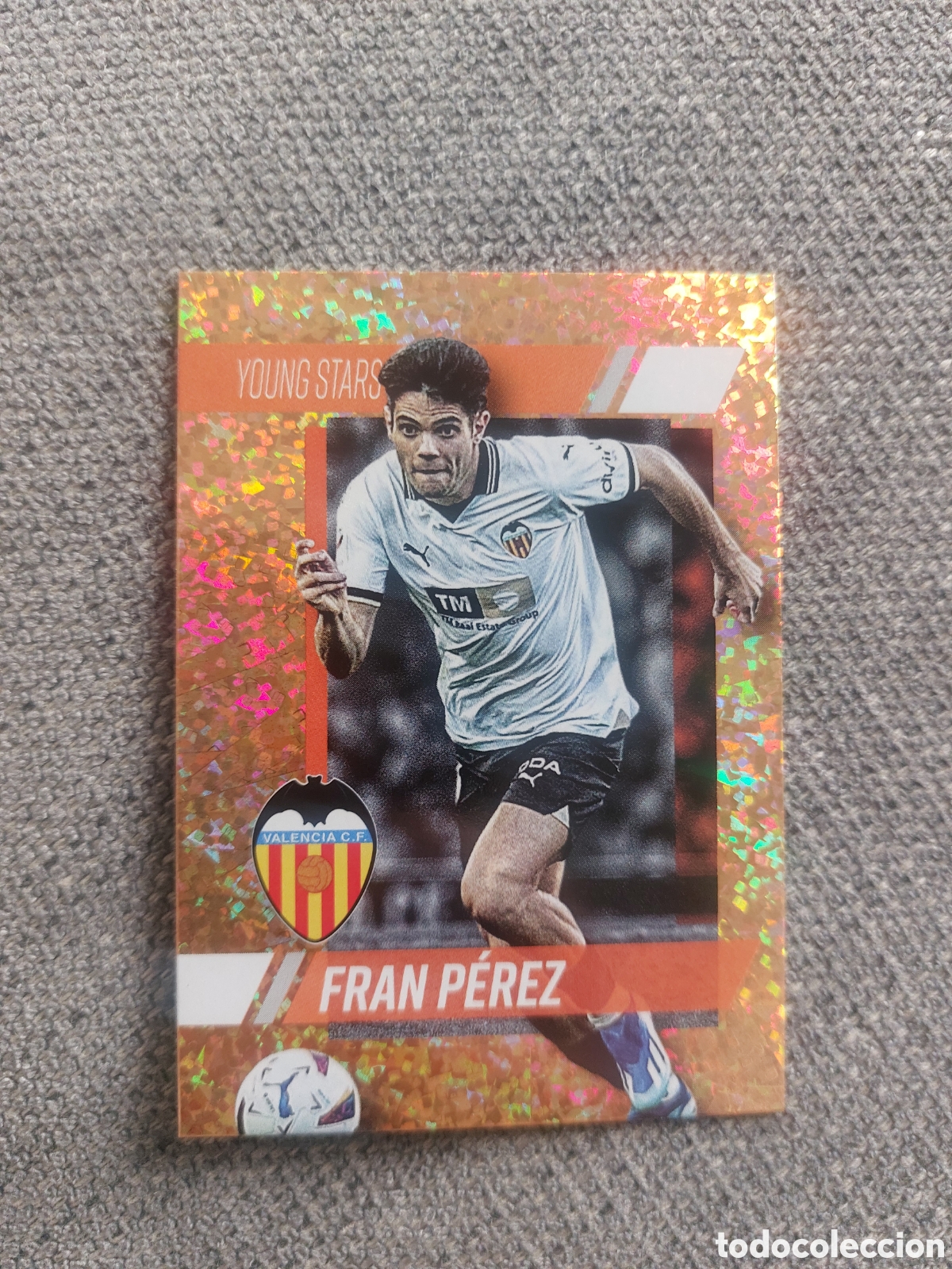 Cromos de F&uacute;tbol: FRAGMENT GOLD 31 FRAN PEREZ YOUNG STARS VALENCIA CF MUNDICROMO 23 24 2023 2024 ADNVCF FOOTBALL